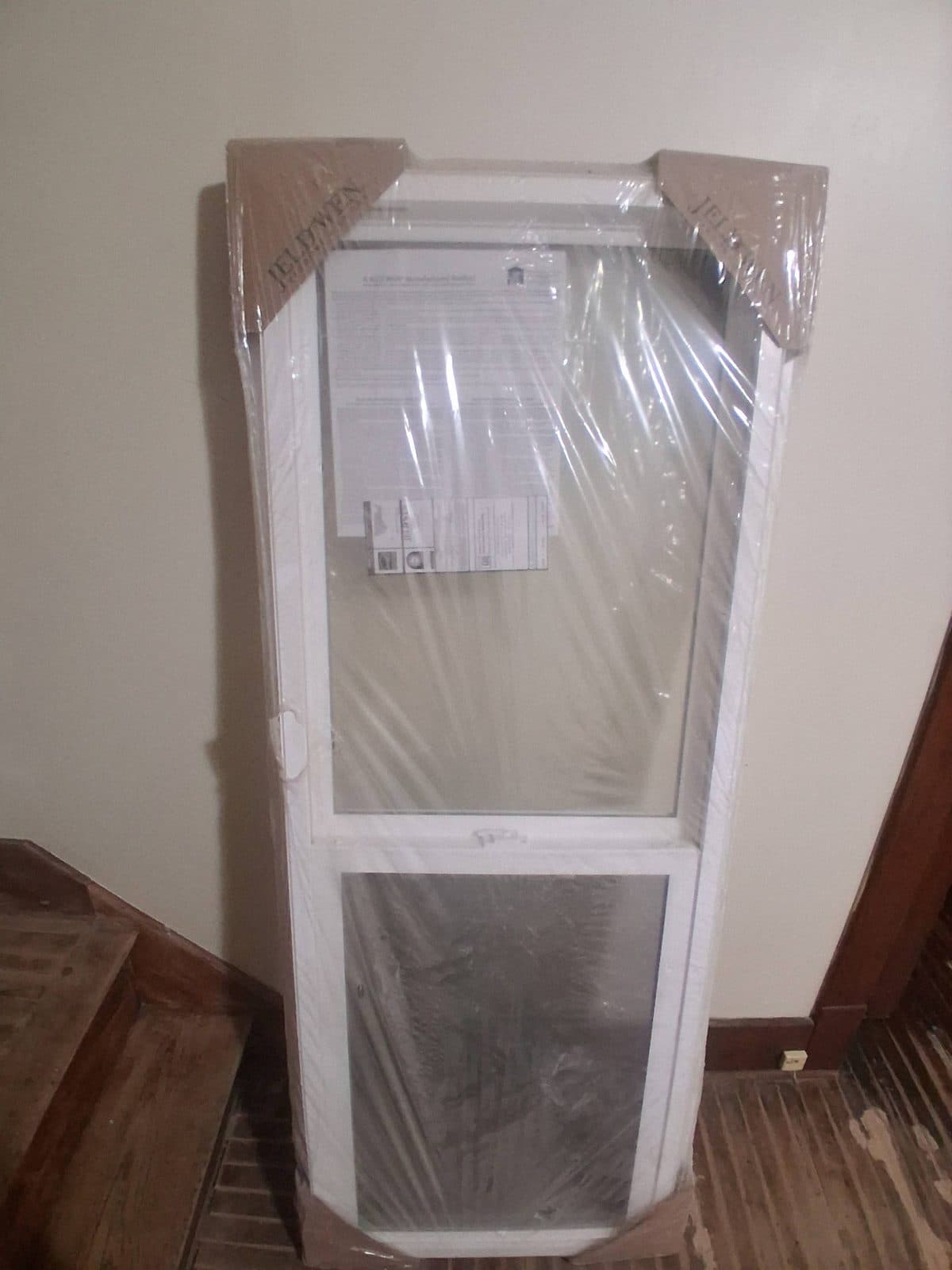 JELD-WEN Double-Hung Window