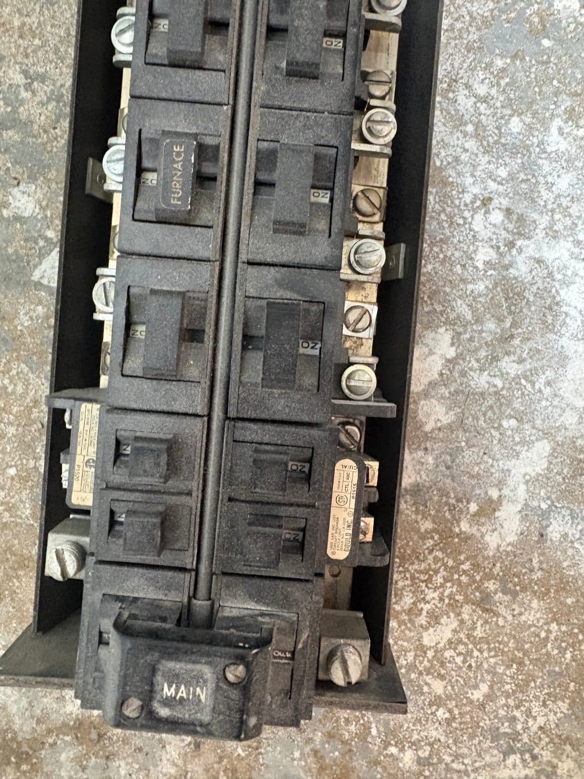 Assorted Pushmatic Circuit Breakers - Selling as a group, not individually. 3