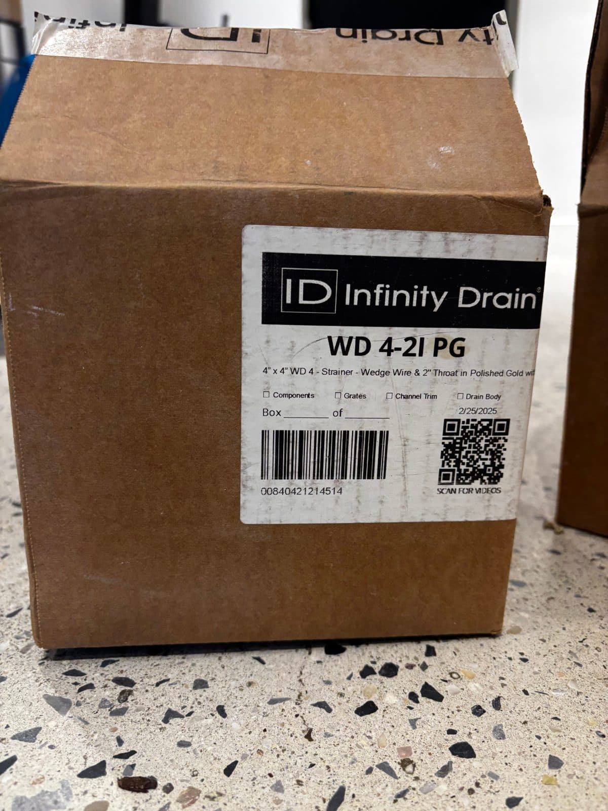 Infinity Drain WD 4-2I PG 4x4 Shower Drain 2in Polished Gold