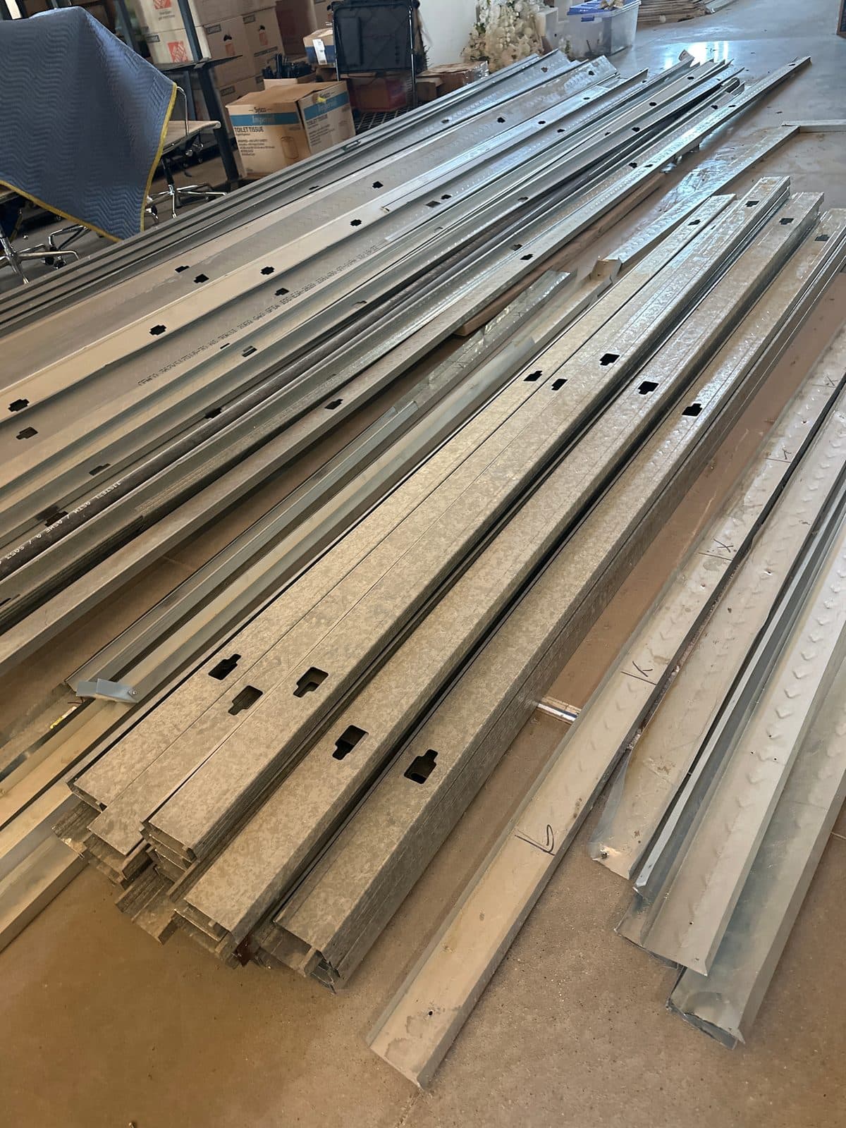 Aluminum framing studs 2