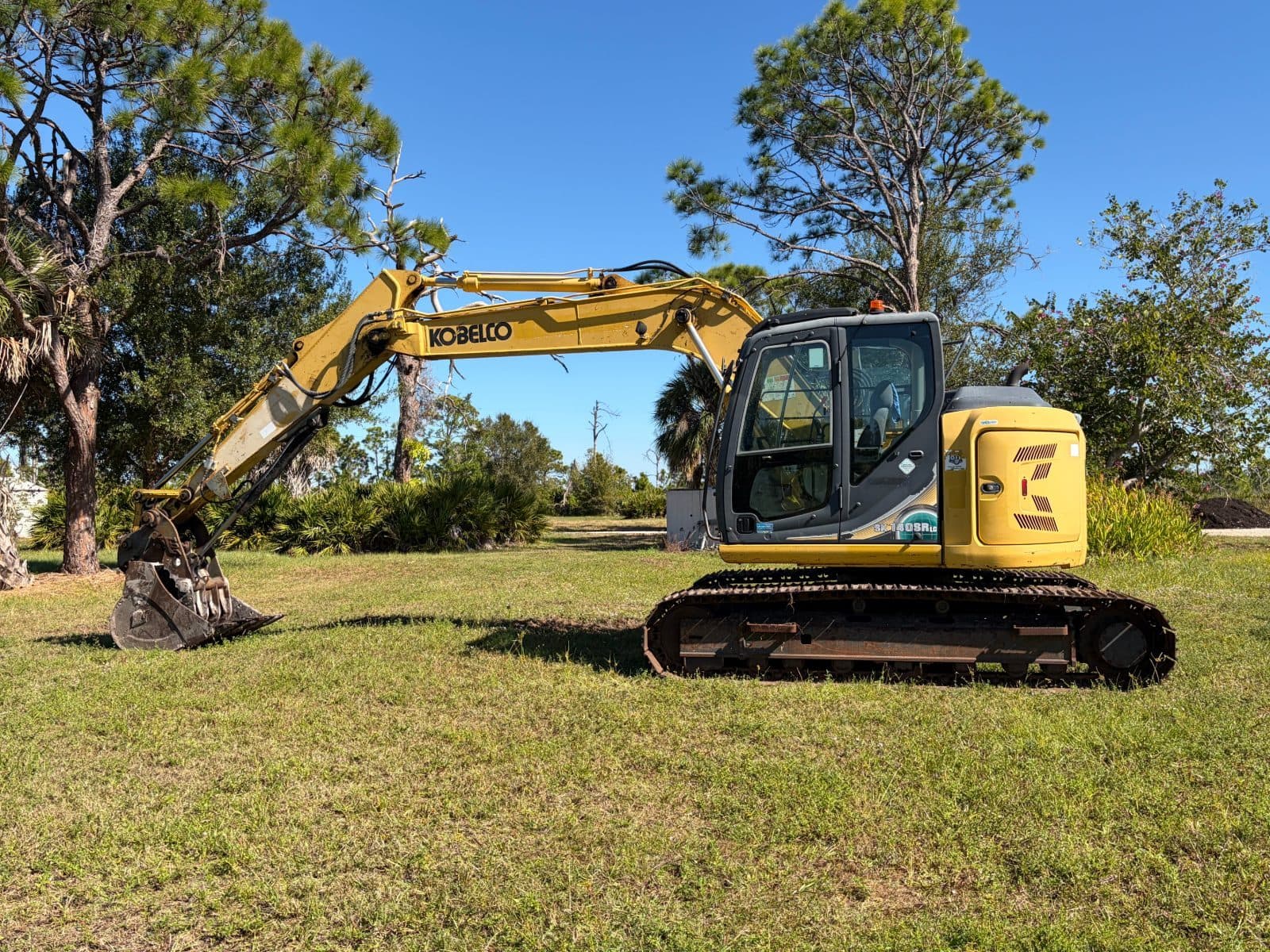 KOBELCO SK140SRLC-5 EXCAVATOR $68,900 3