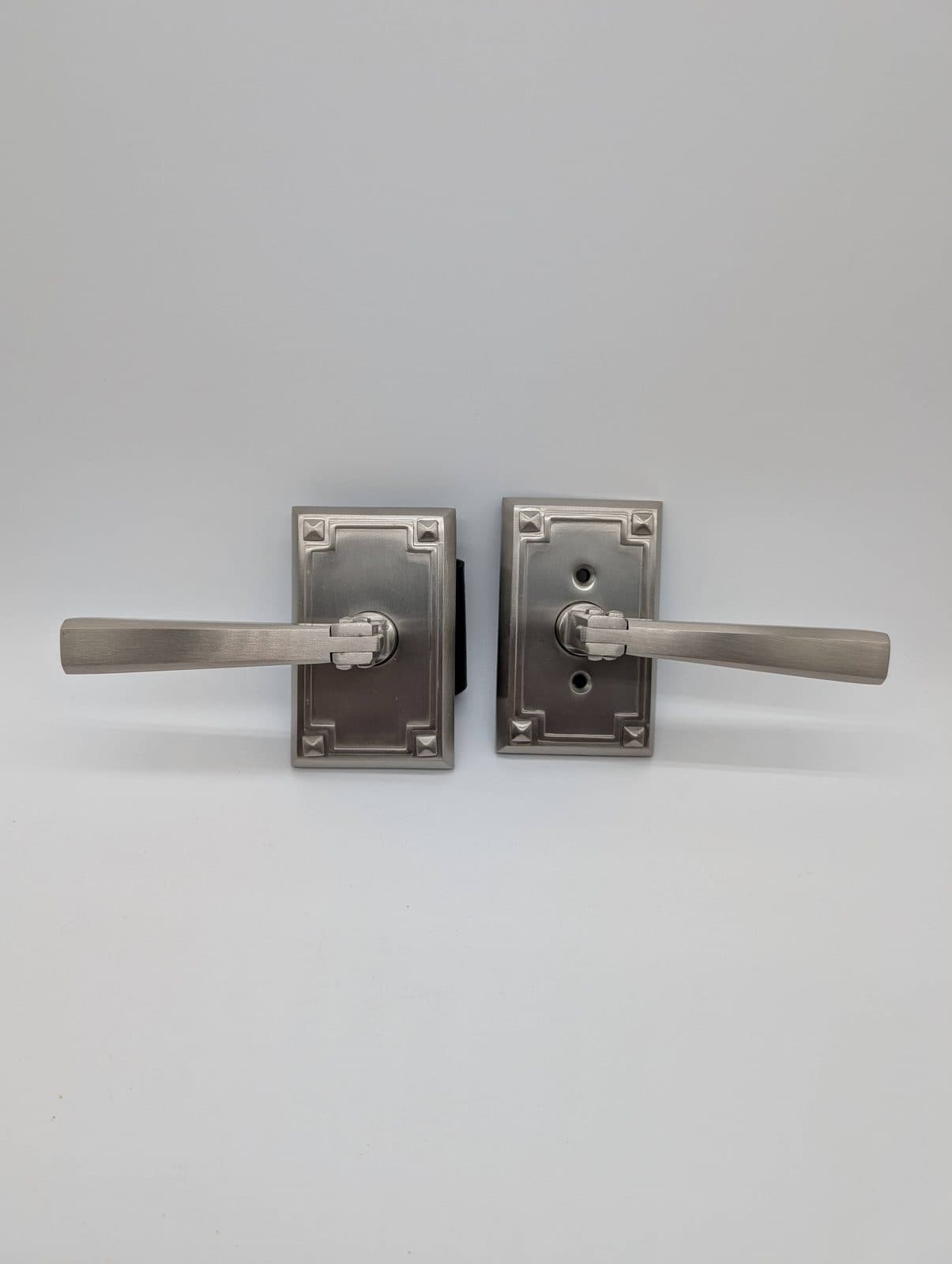 EMTEK Full Passage Arts & Crafts Lever (US15)
