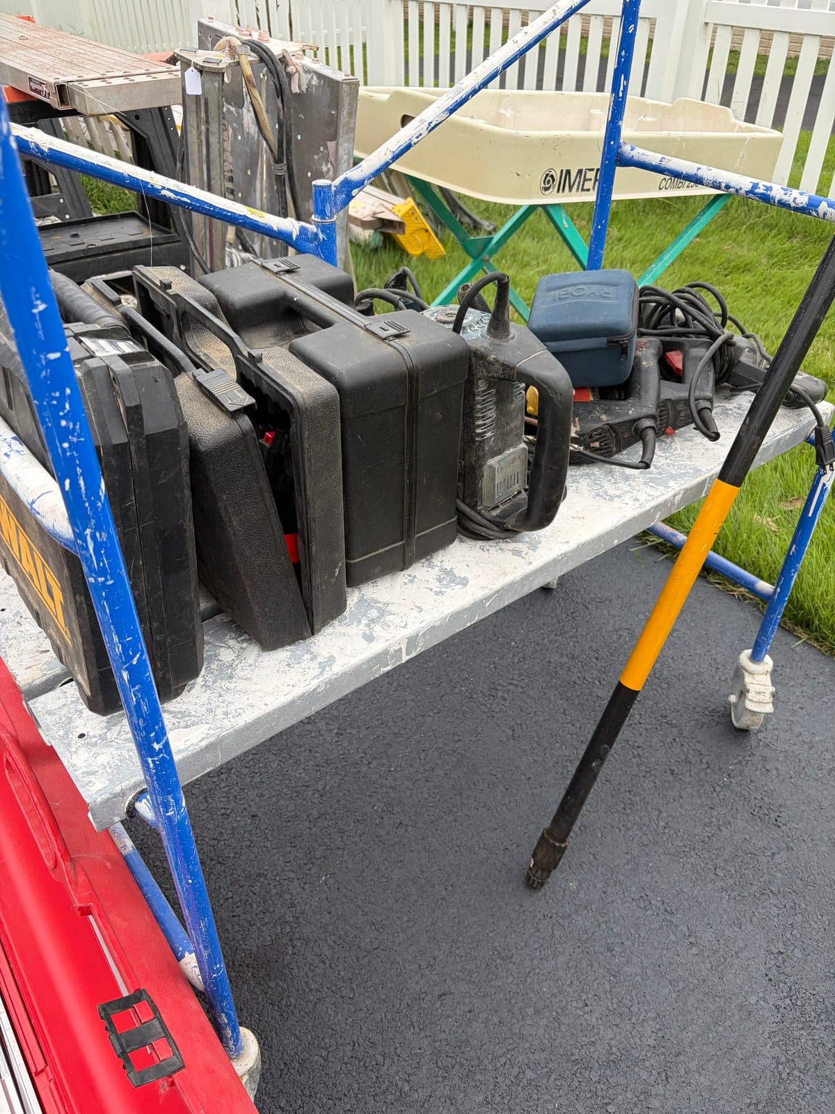 Power tools, ladders, and scaffolding 7