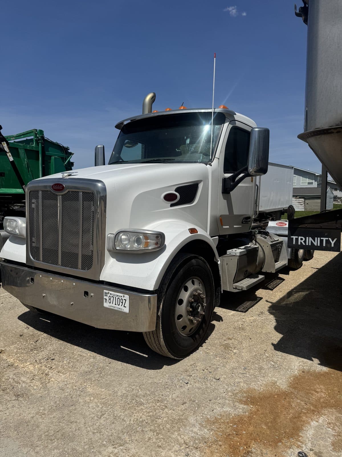 2017 Peterbilt 567 2