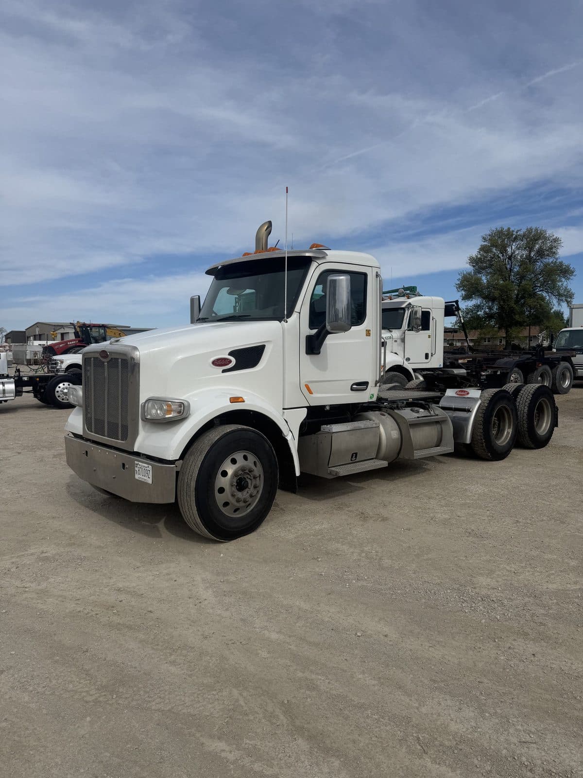 2017 Peterbilt 567 5