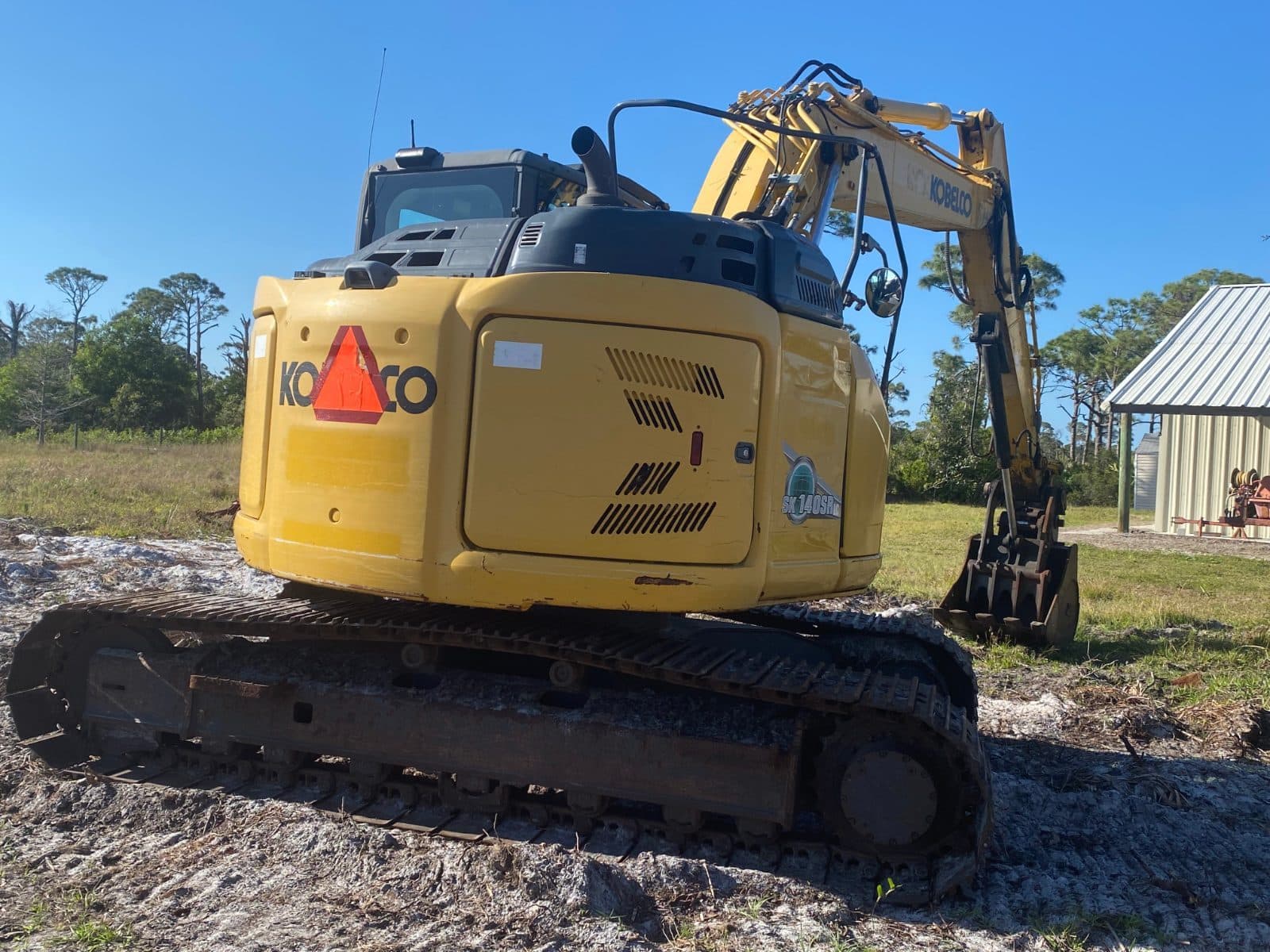 KOBELCO SK140SRLC-5 EXCAVATOR 2