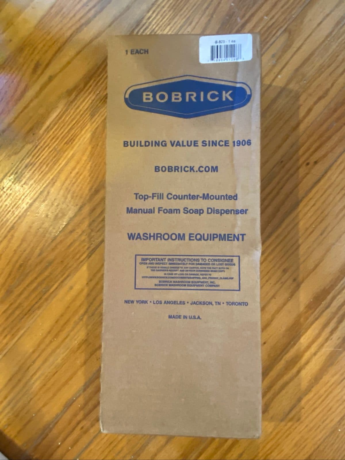 Bobrick Commercial soap dispensers B-823 2