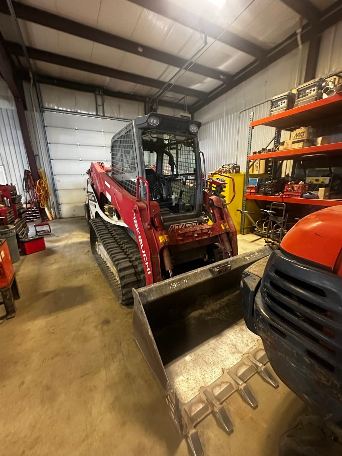 2020 Takeuchi Compact Track Loader w/ 80" tooth bucket 2