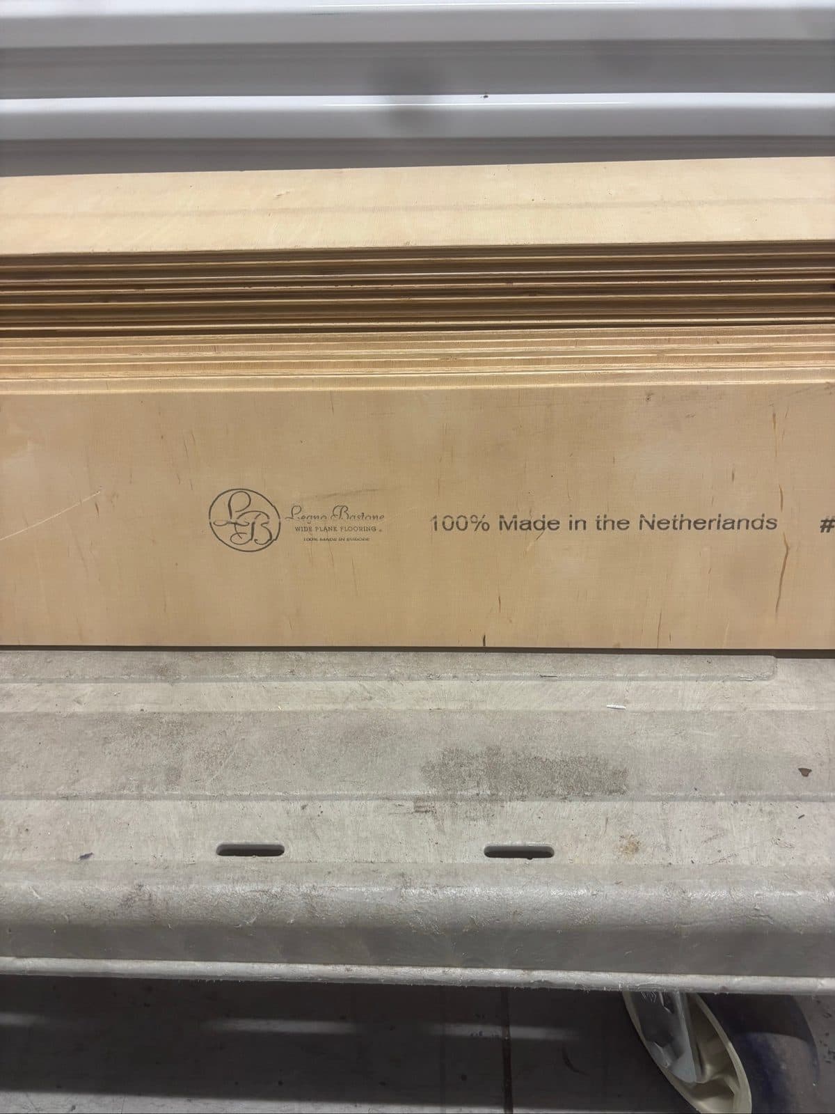 Box of Legno Bastone Wide Plank Flooring 2