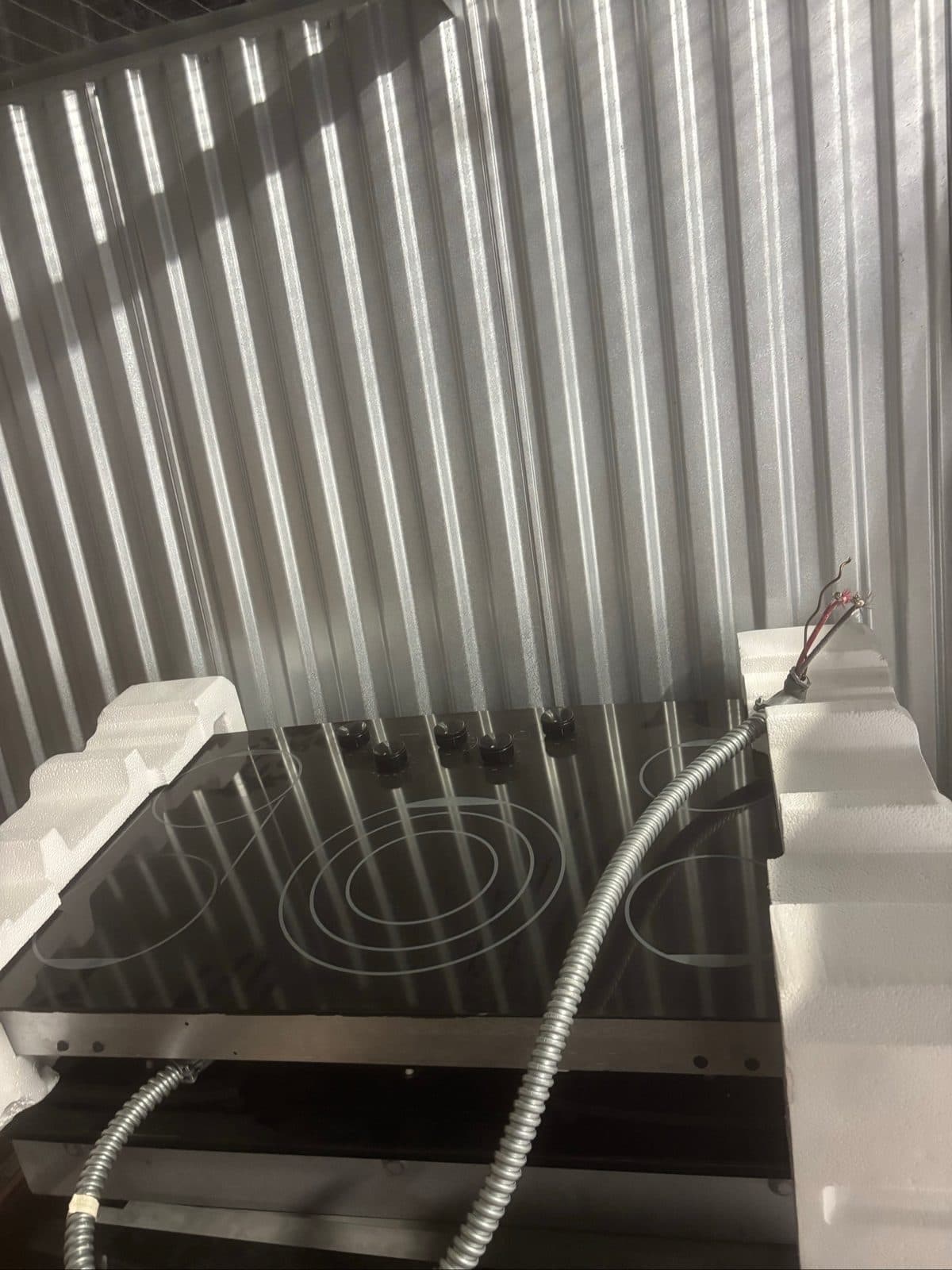 Electric cooktop