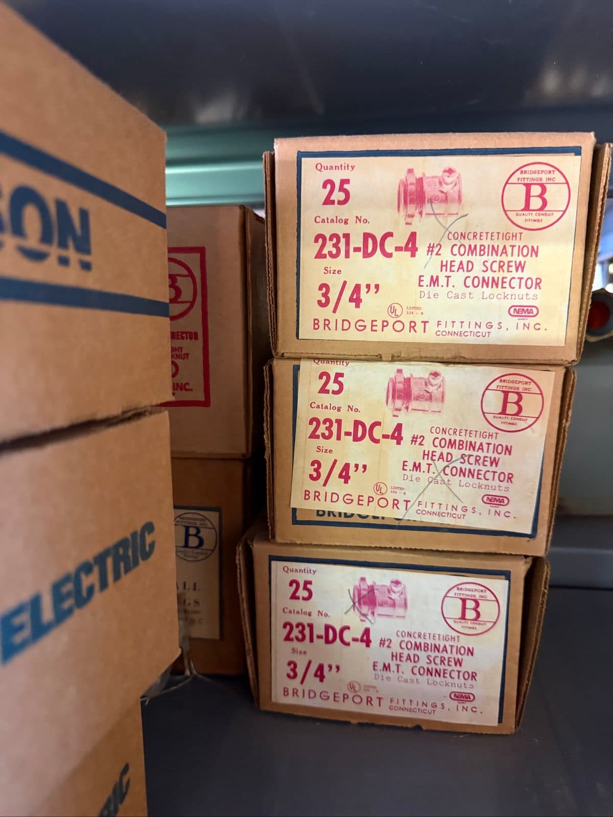 Huge Electrical Contractor Lot – EMT Set-Screw Couplings, Connectors & Fittings (1/2", 3/4", 1" + Large Sizes)