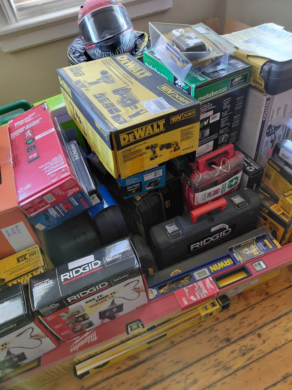 Black Lion Services Inc presents our end of the year Flash Tool Sale 3