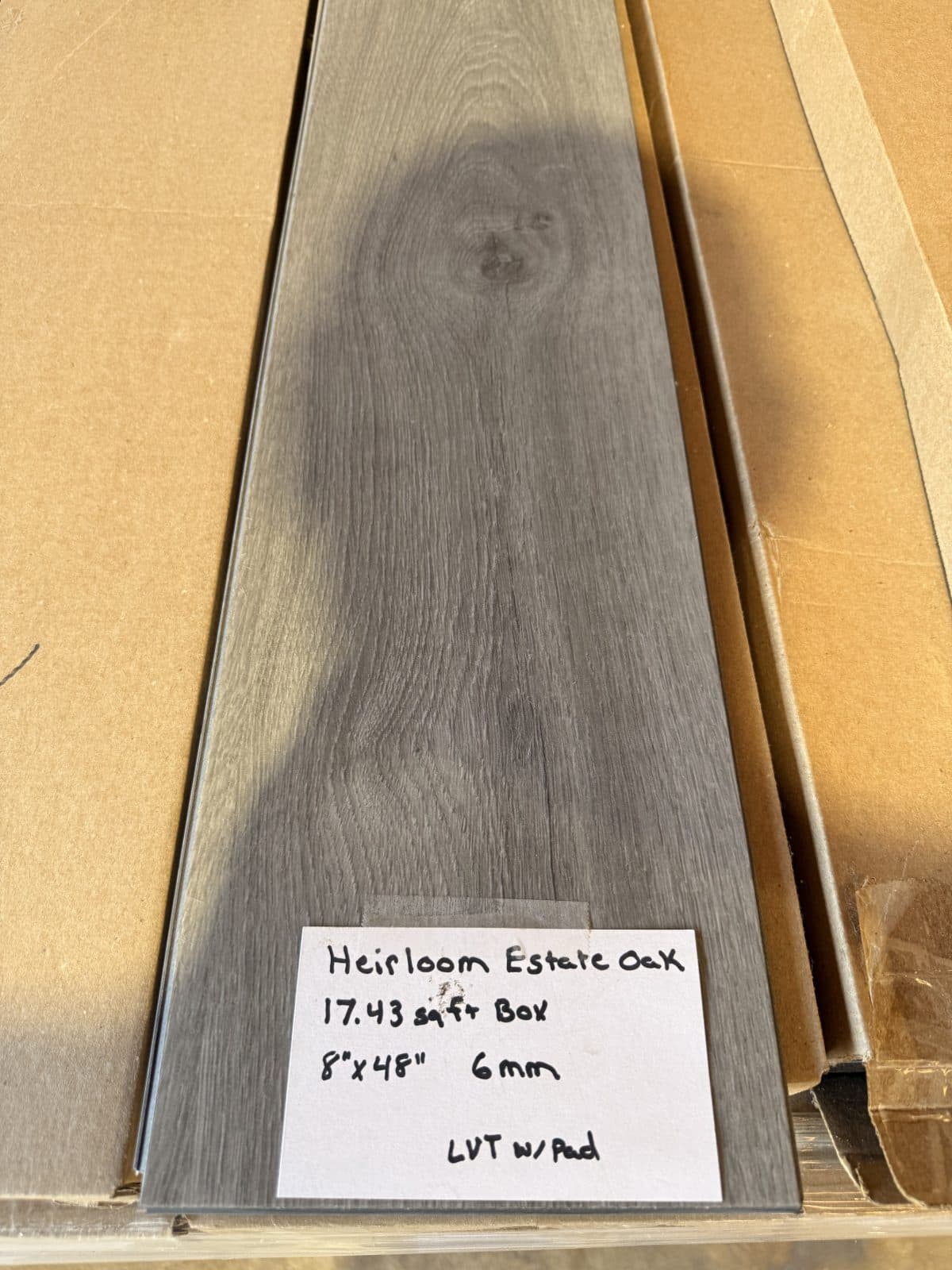 Heirloom Estate Oak LVT Flooring 6mm w/pad