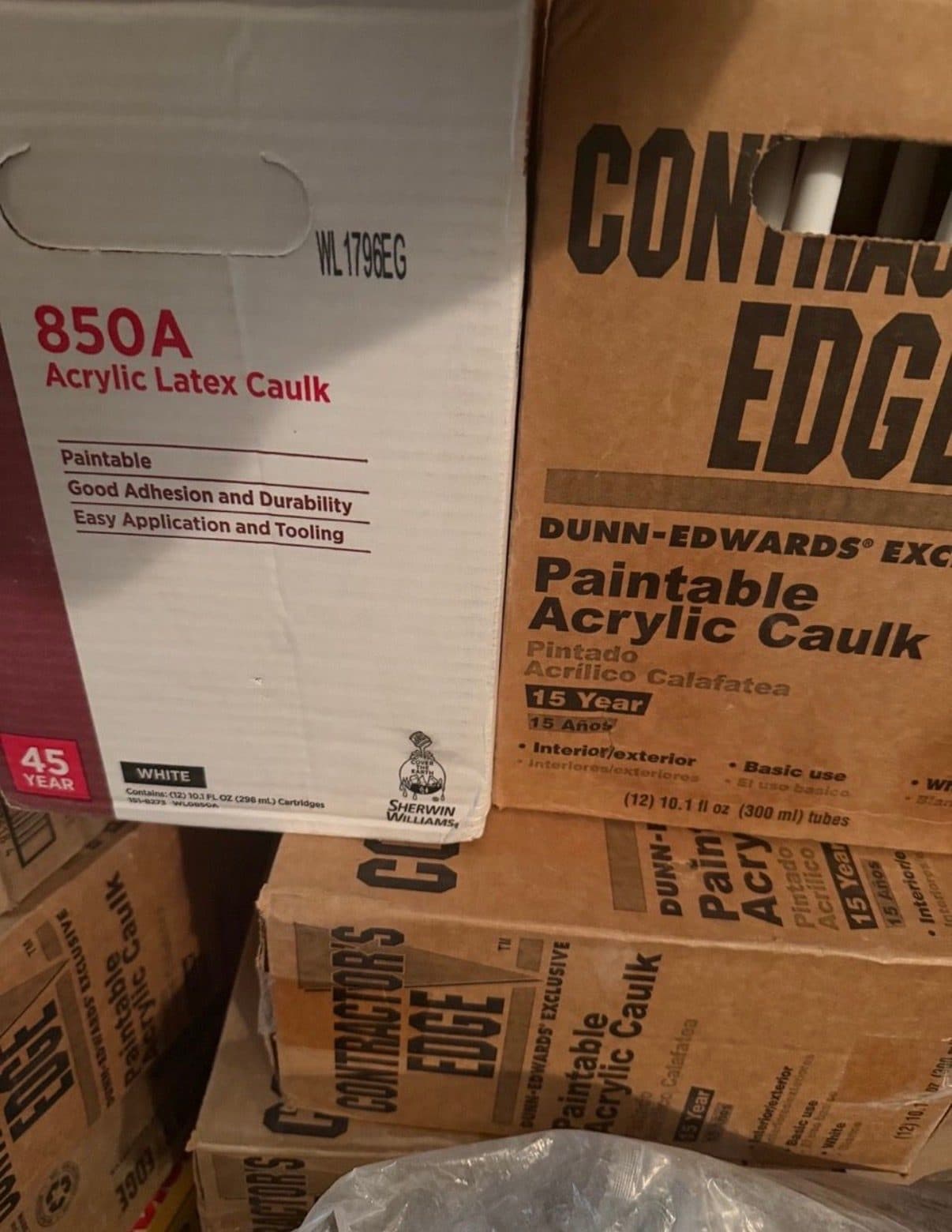 Surplus Dunn-Edwards White Caulk - 50 Boxes Available (12 tubes/box)