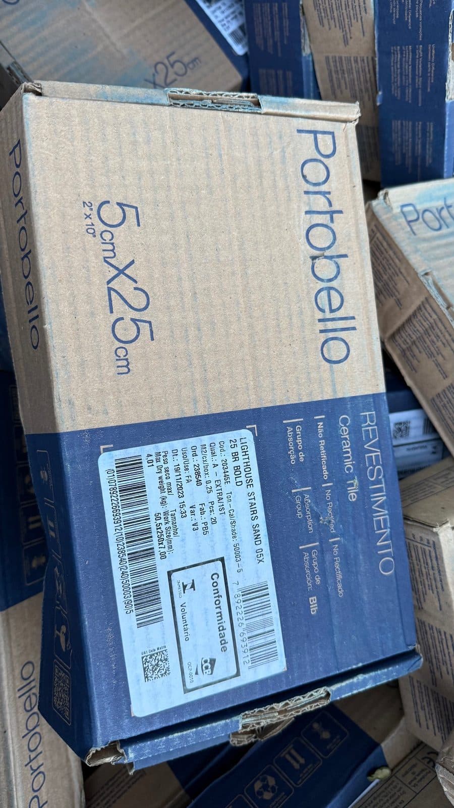 120 boxes of unopened ceramic tile 3