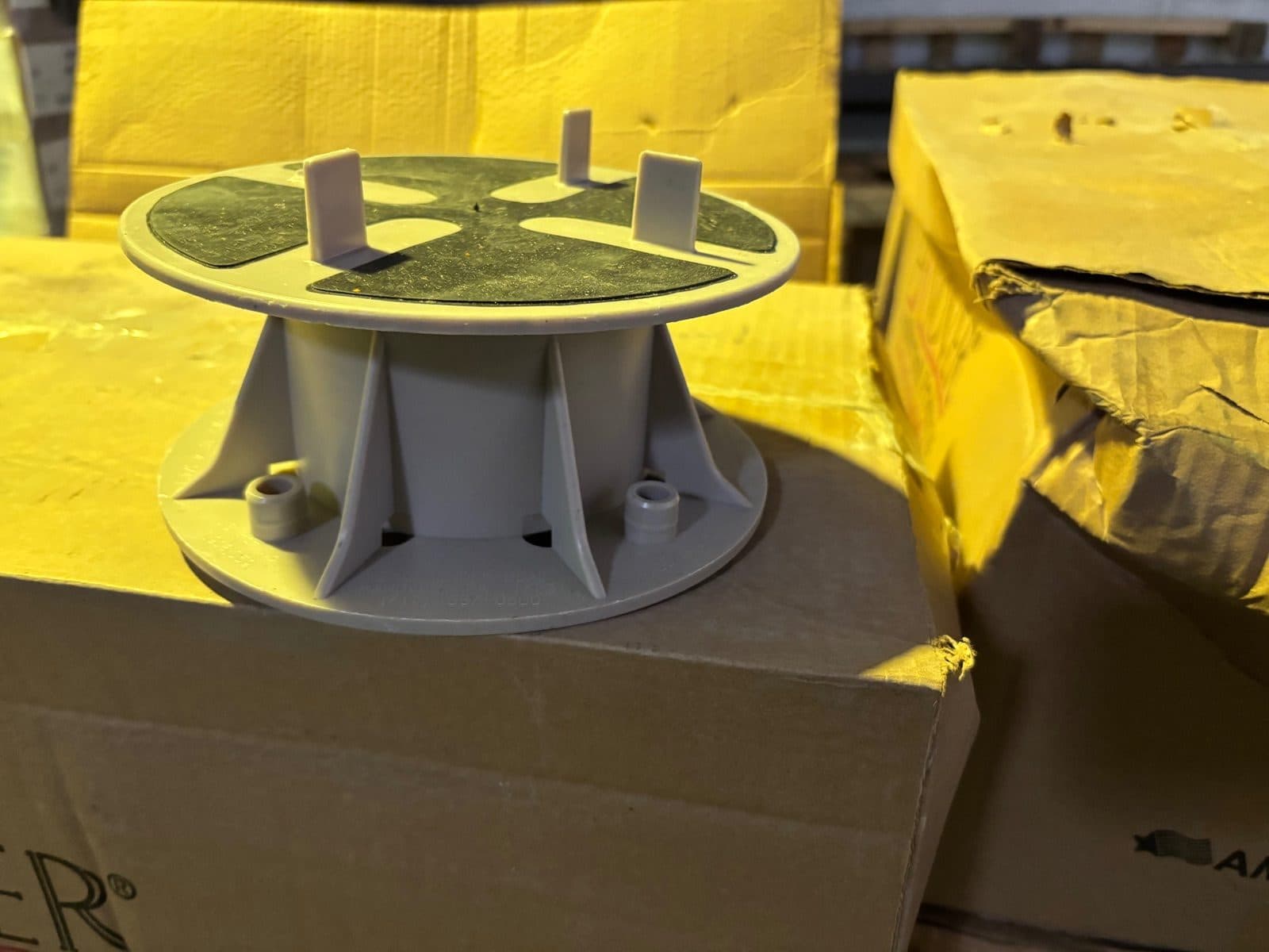 Hanover 2-3” elevator pedestals