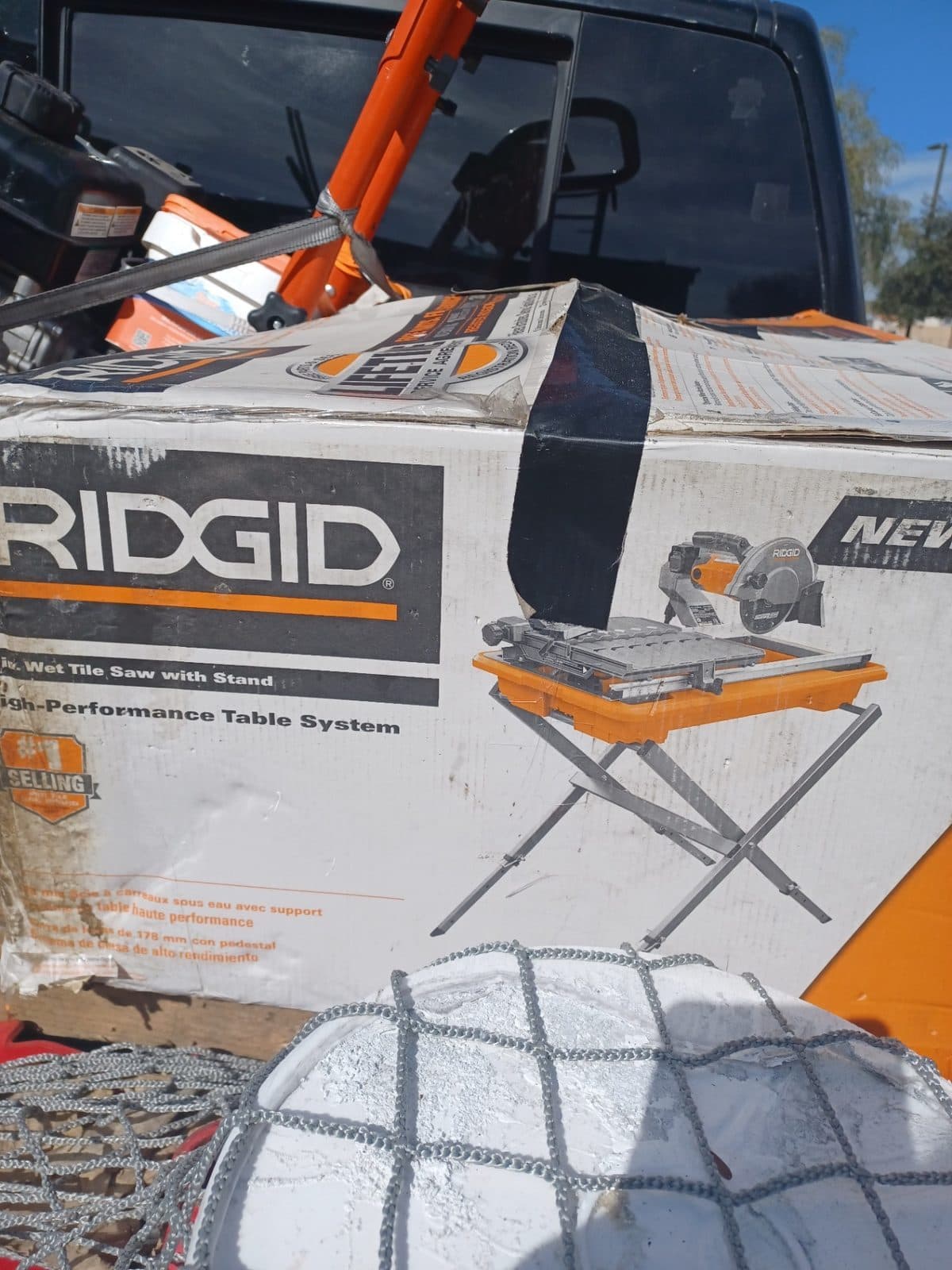 Rigid Wet Tile Saw with Stand Performance Table System