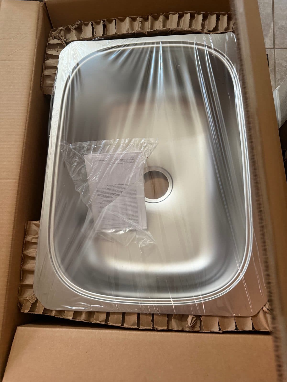 18-Gauge Stainless Undermount Kitchen Sink – Brand New