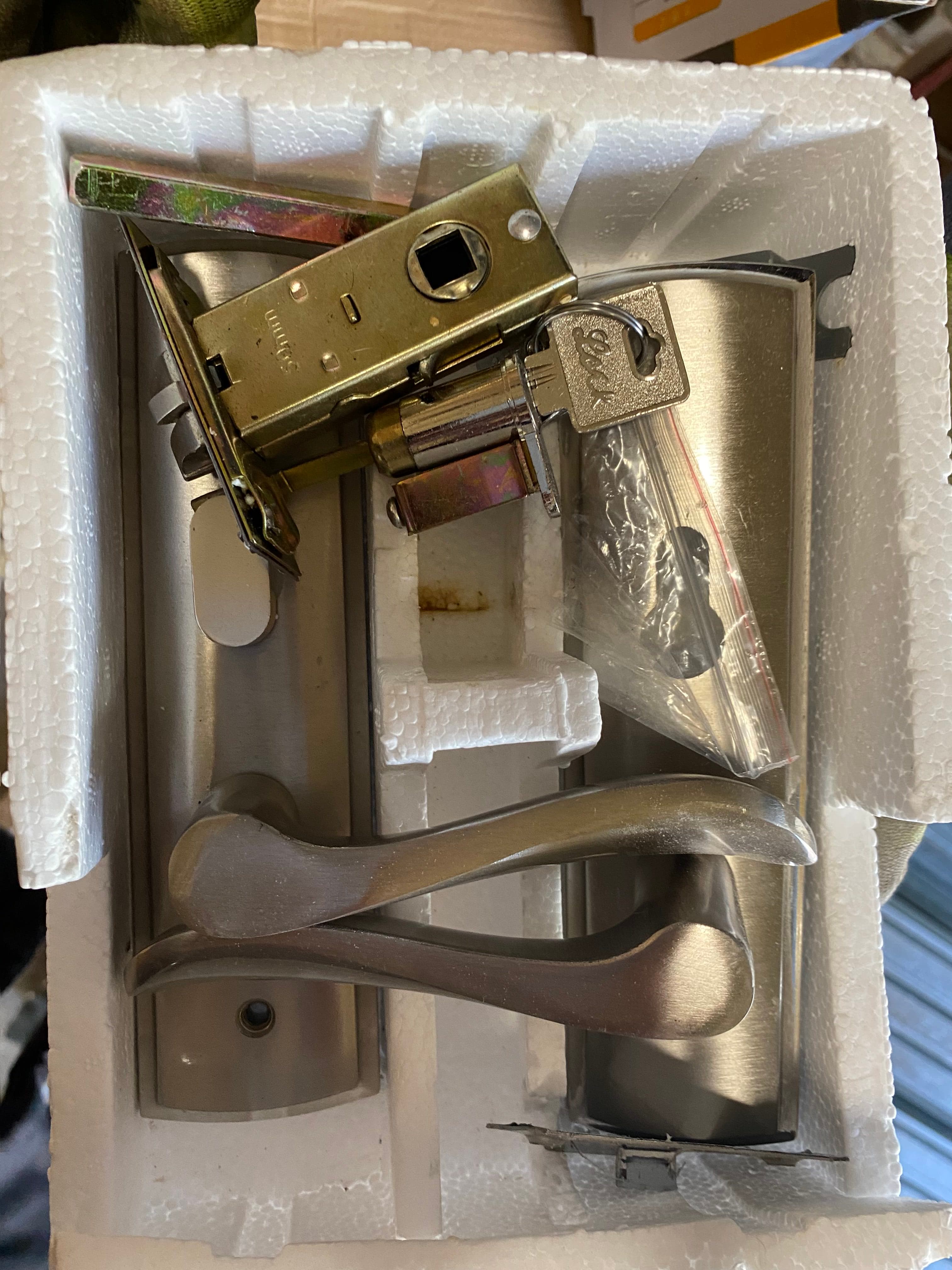 Door handles with key 2