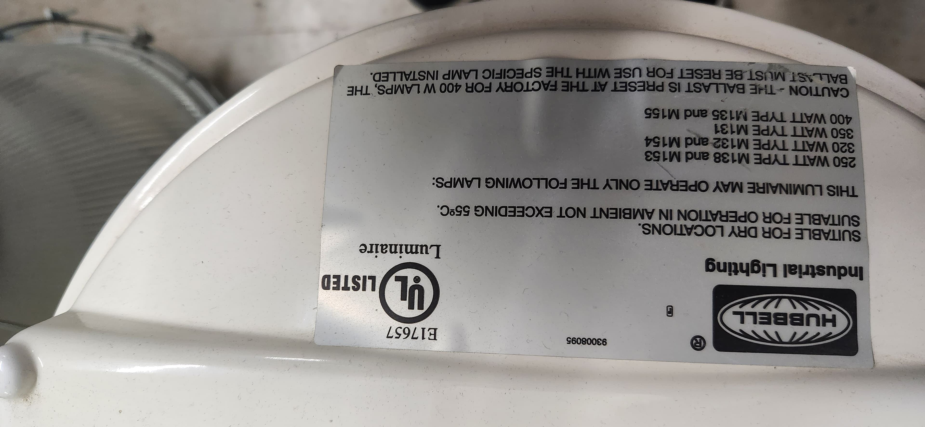 Need Gone Immediately 15 Used gym lights 400 watts OBO 4