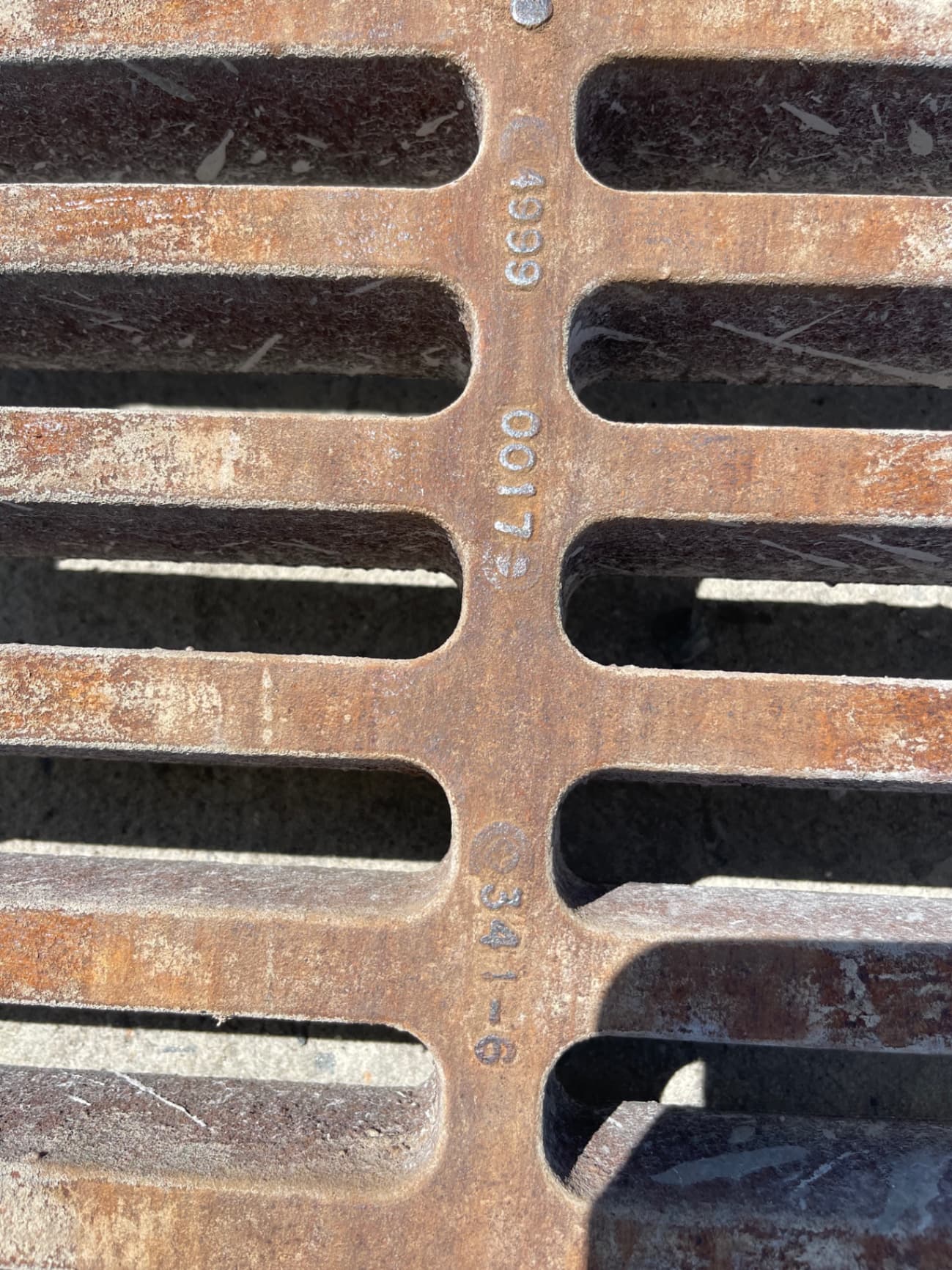 17" Wide Bolted Neenah R-4999-EX Series Trench Grate 2