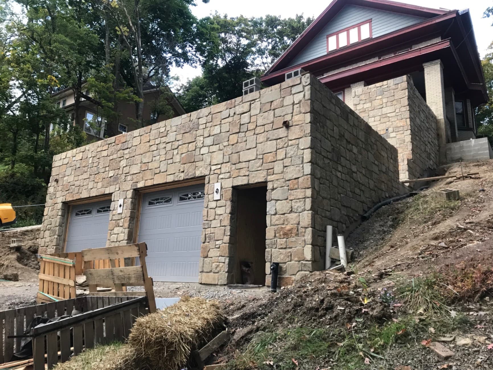 Fon Du Lac Natural Stone Veneer