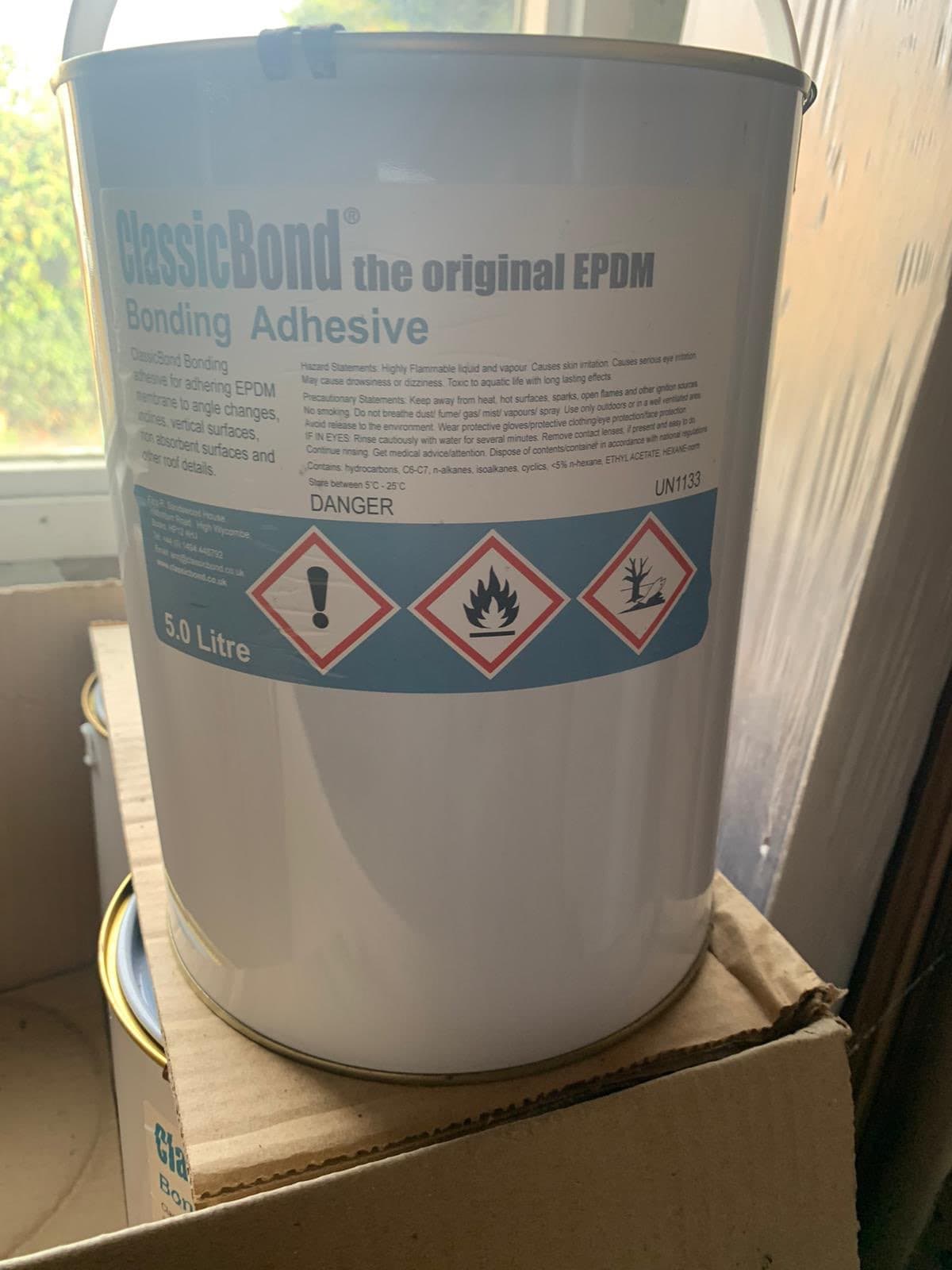 Bonding adhesive 5l tins 3