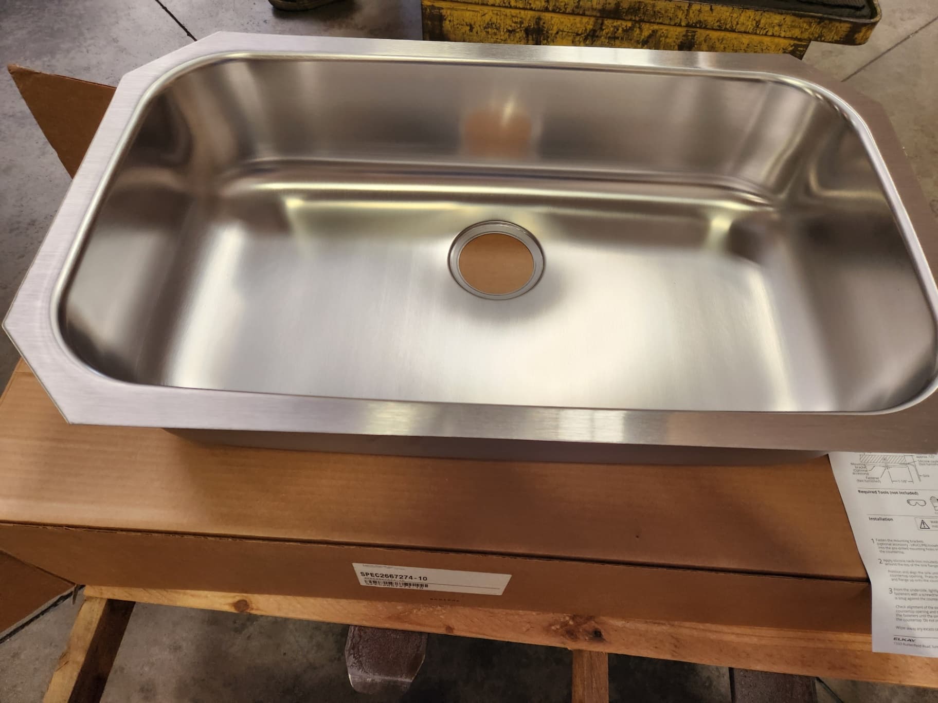 Qty 30 Stainless steel sinks