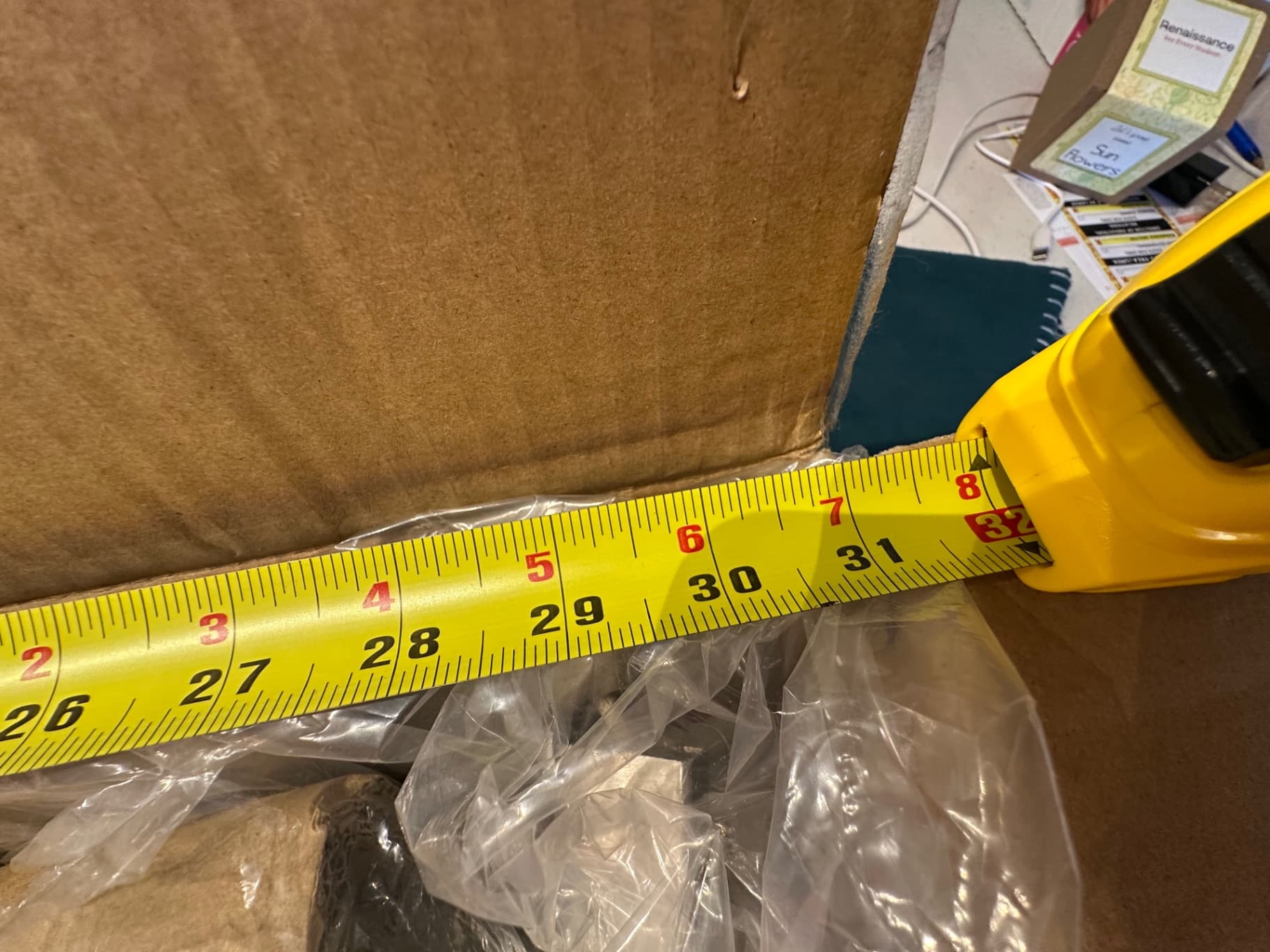 4 Bulb BATHROOM LIGHT FIXTURE 5