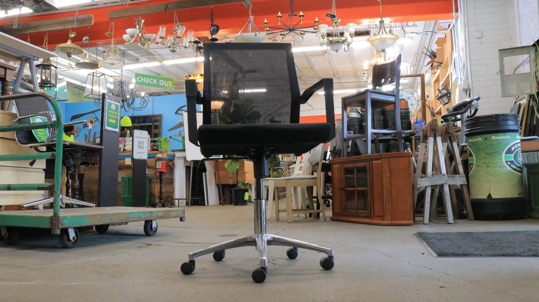 Black Mesh Rolling Office Chairs 2