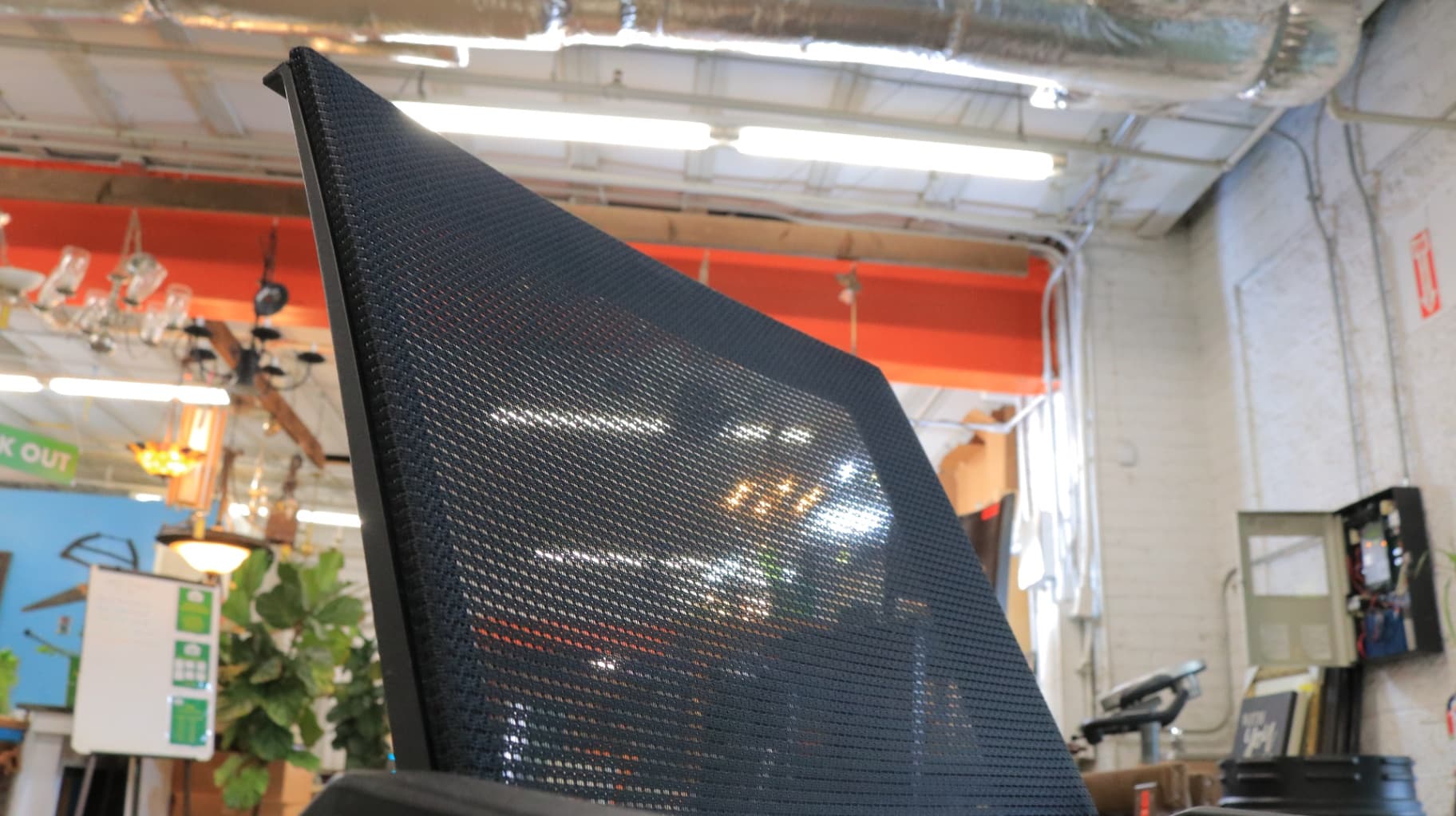 Black Mesh Rolling Office Chairs 4