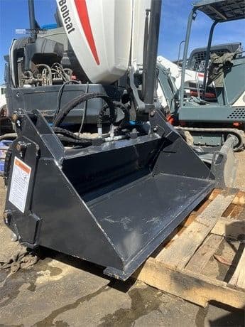 2025 Bucket, MP / 4-in-1 WOLVERINE TORO 4 IN 1 BUCKET