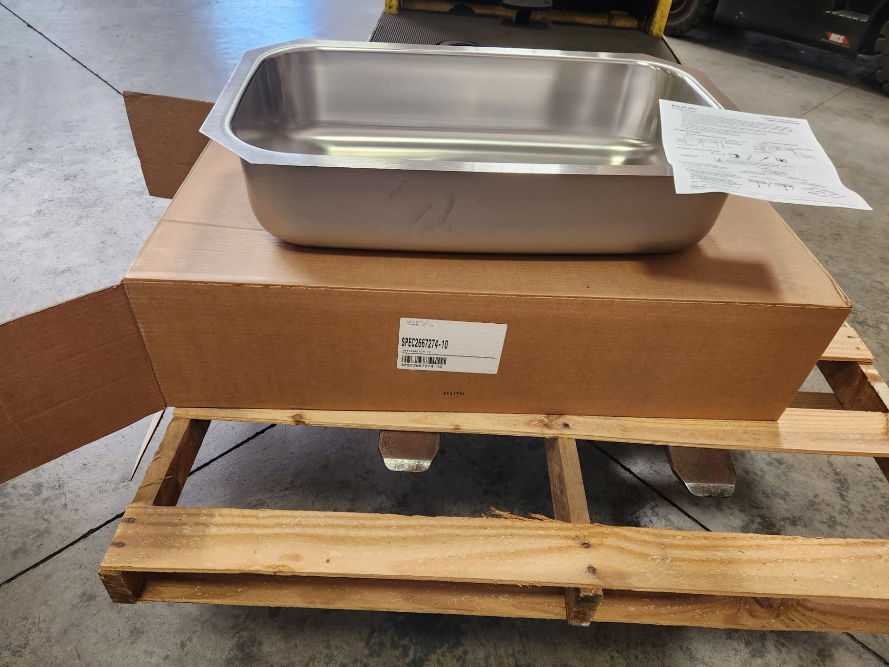 Qty 30 Stainless steel sinks 2