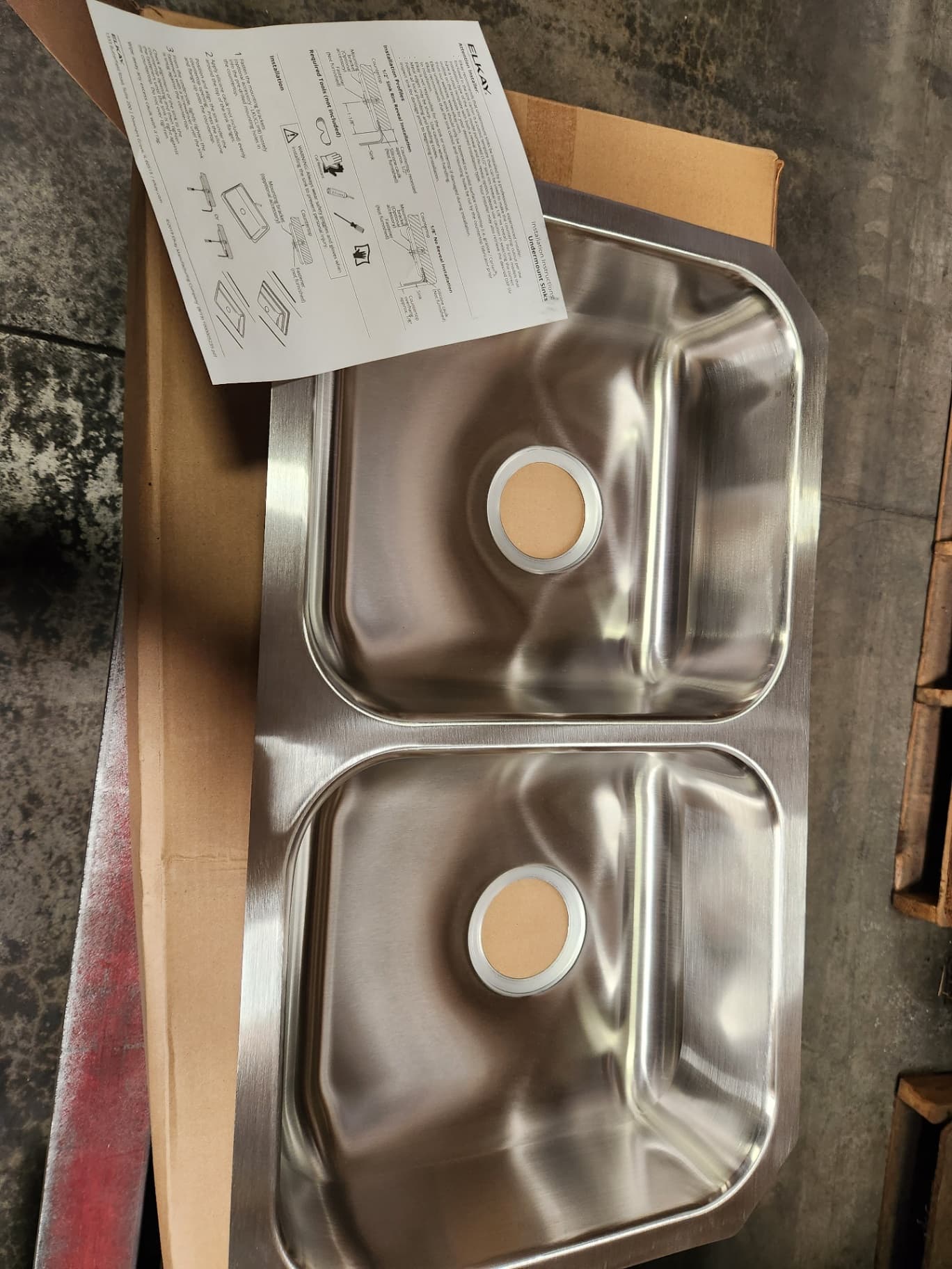 Qty 41 Stainless steel sinks 2
