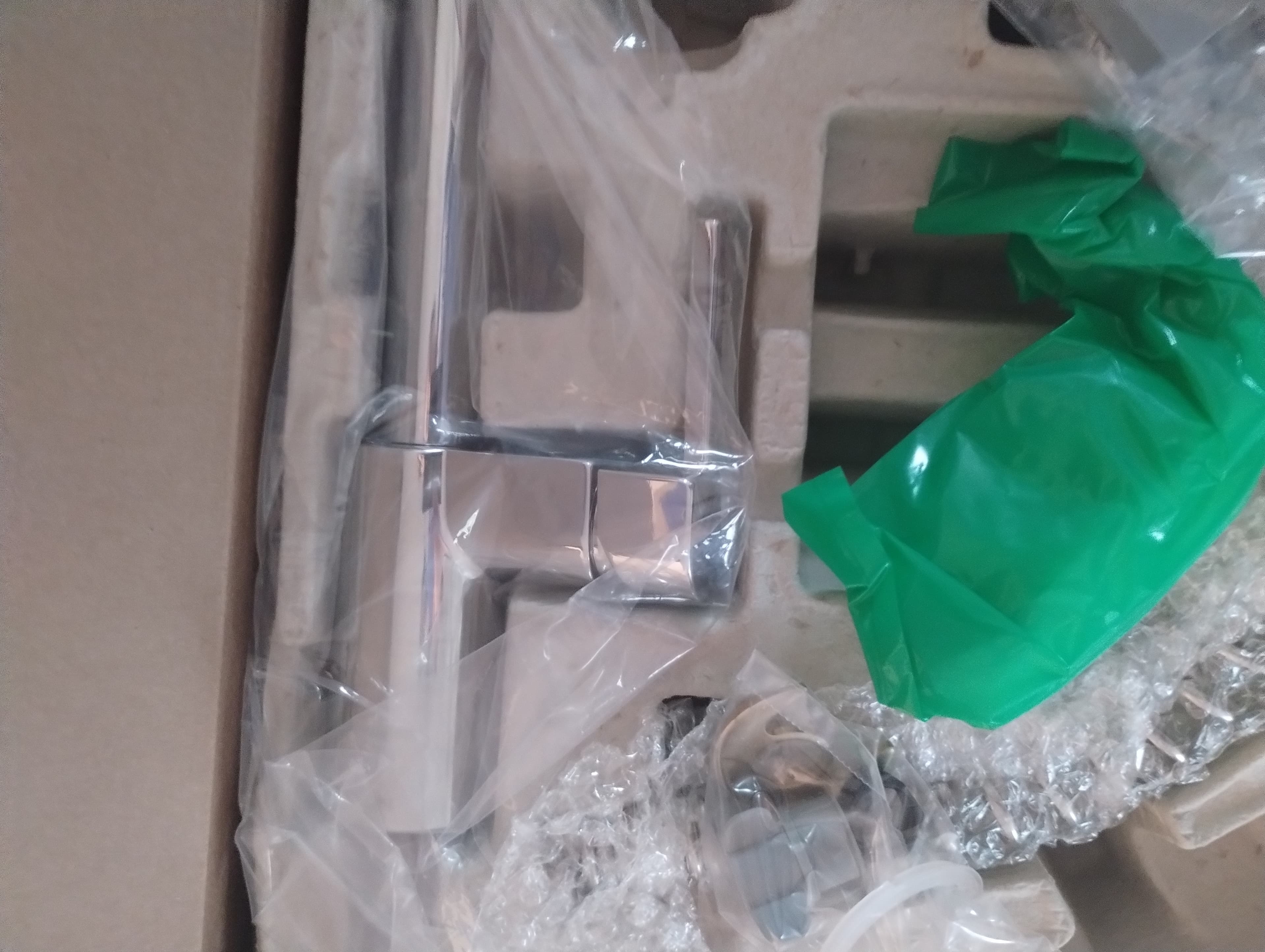 Moen 5923EWC Align Pull Down Touchless Single Handle Kitchen Faucet with Accessories 4