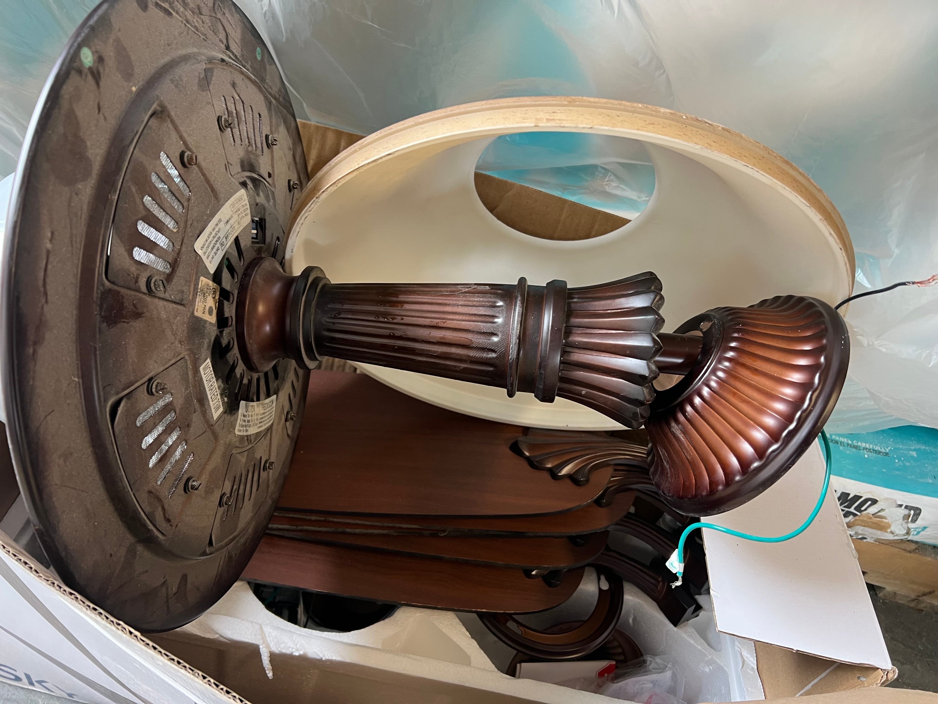 Interior fan/light fixture