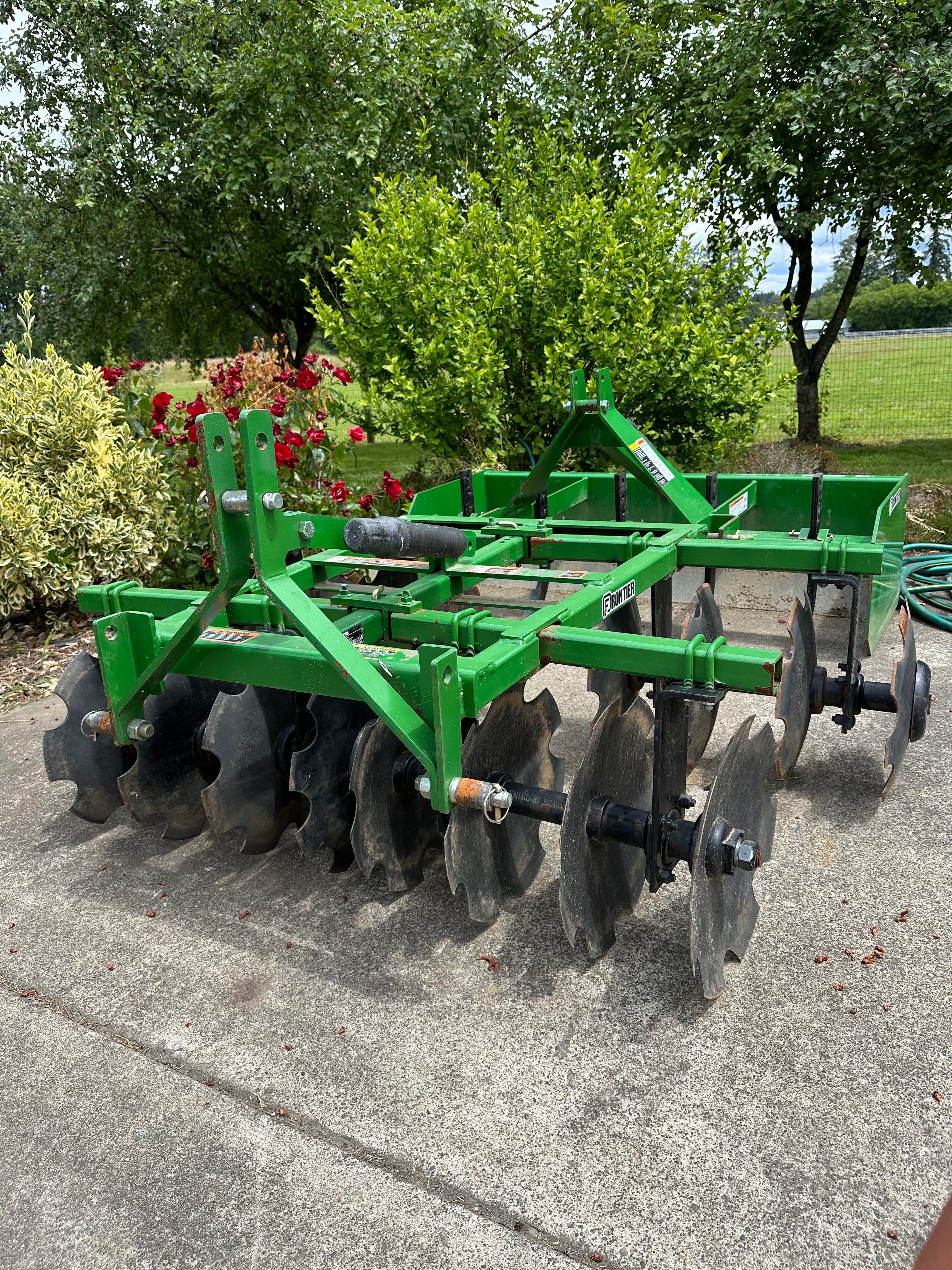 Frontier Disk Harrow DH1066 2