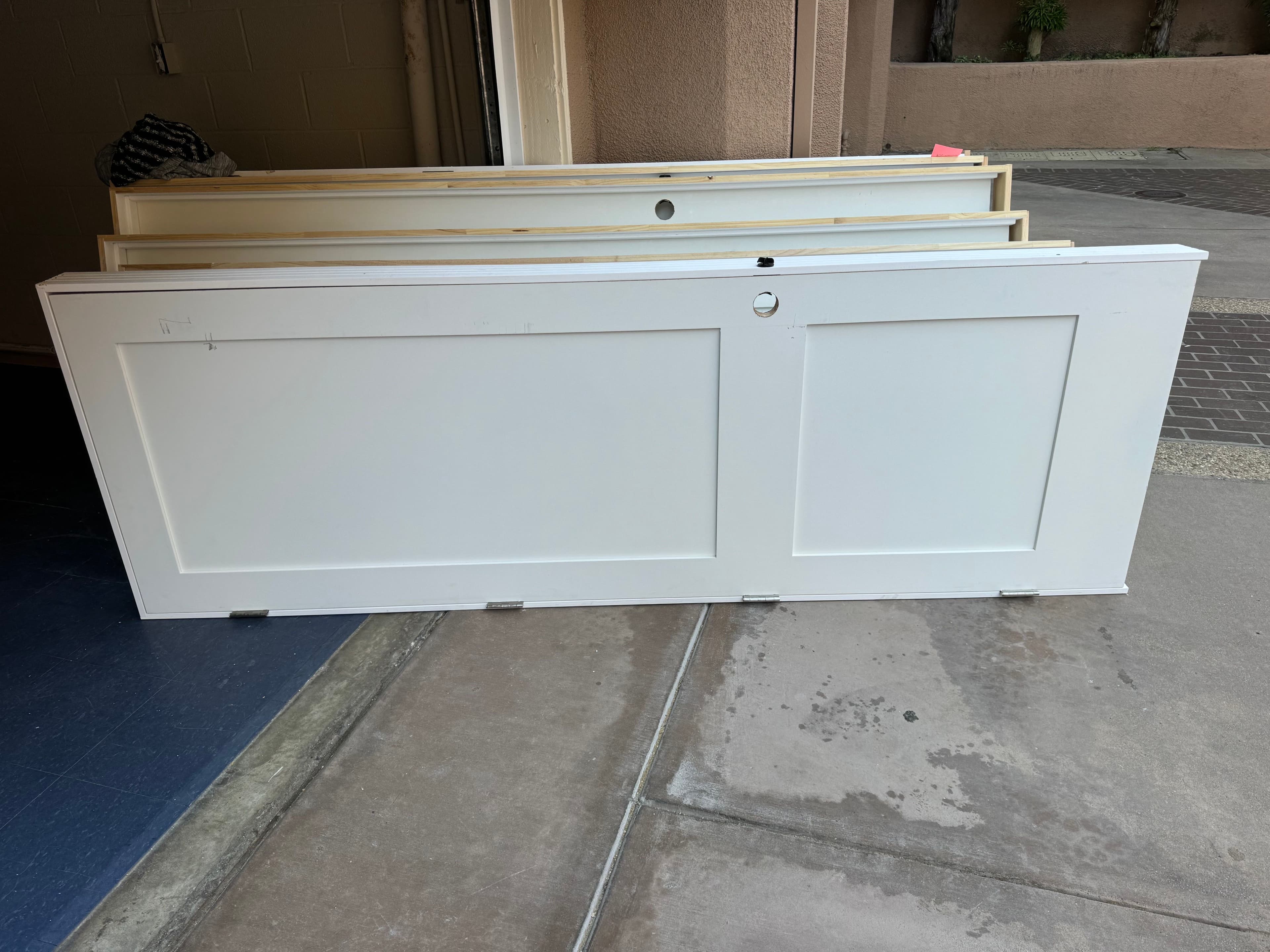Brand new pre-hung shaker doors 9