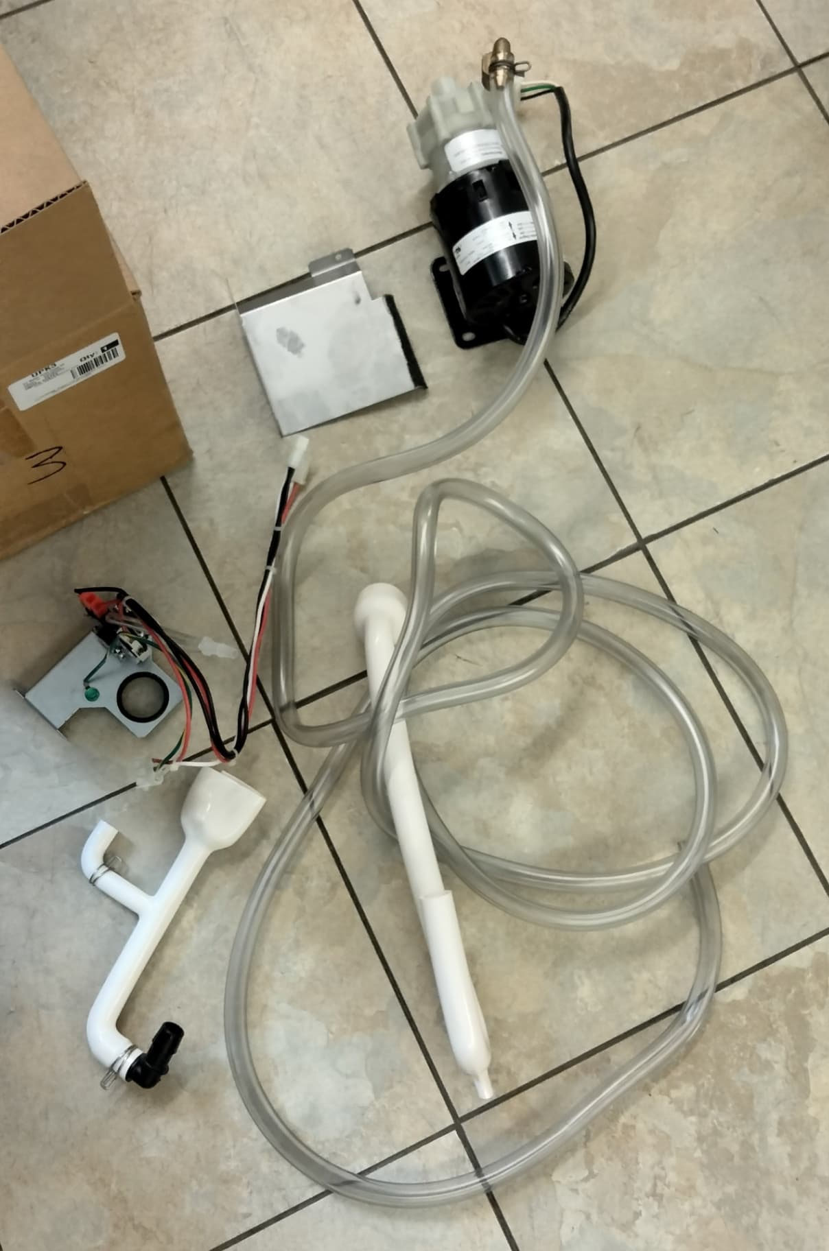GE Ice Maker Pump Kit UPK3 - NEW with opened box - $385 3