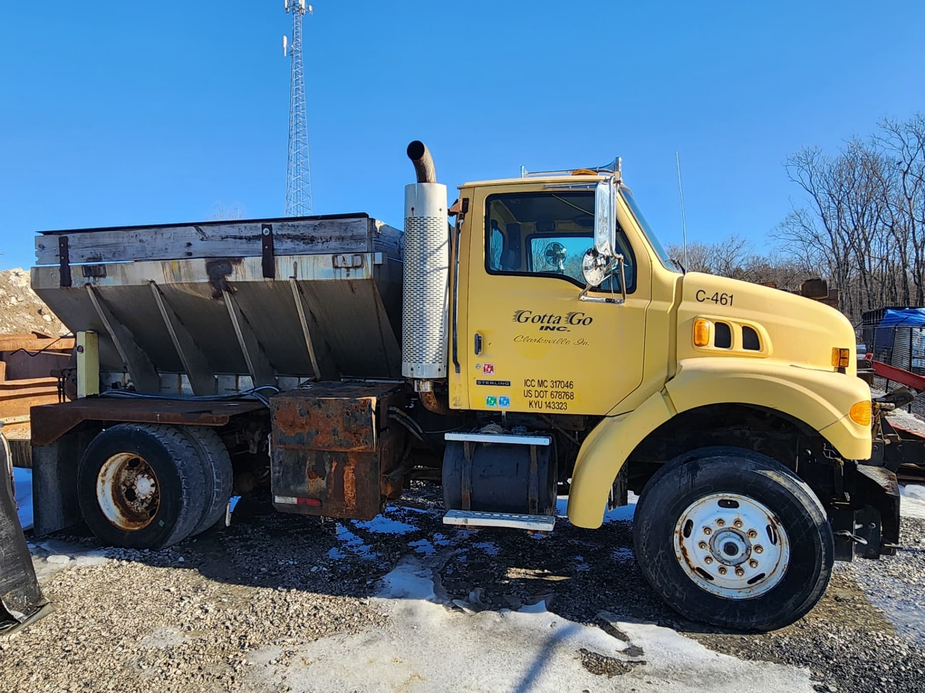 2000 Sterling Salt Truck 4
