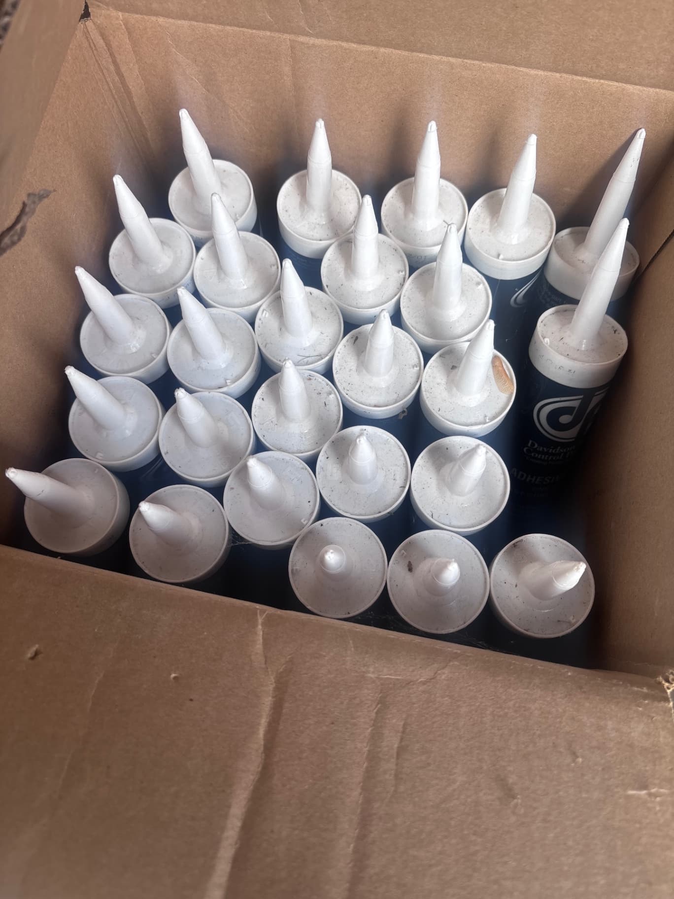 Adhesive 795A One Part Fast Cure Adhesive 2
