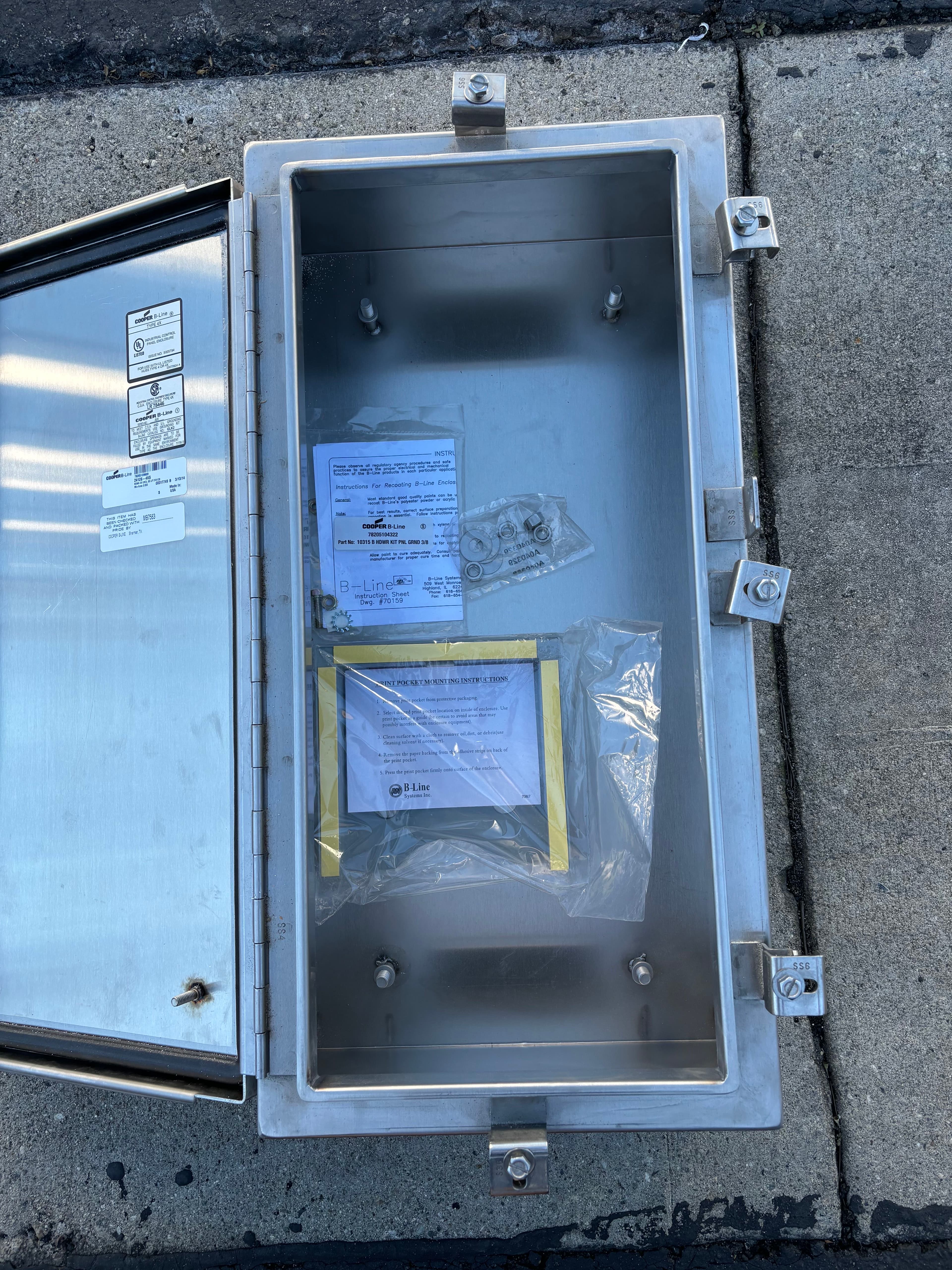 B-LINE 24126-4XS TYPE 4X STAINLESS 6