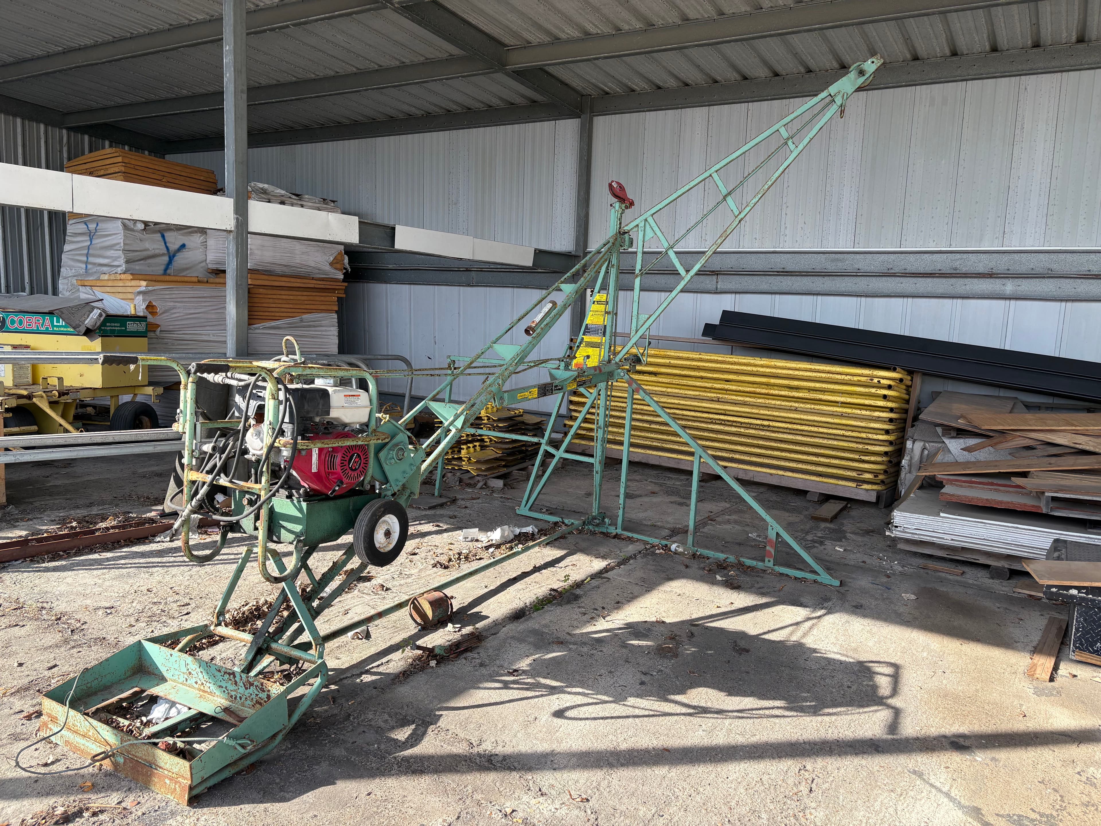Roof Hoist 3