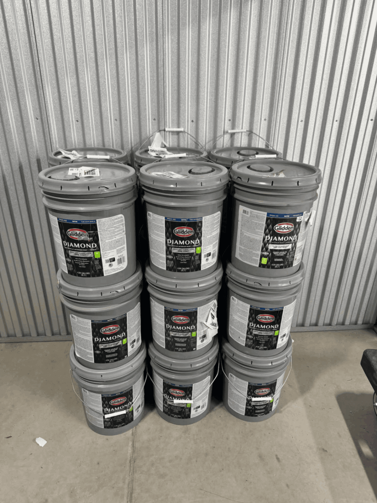 Glidden Diamond Pure White Satin Interior Paint and Primer 5 Gal. 2