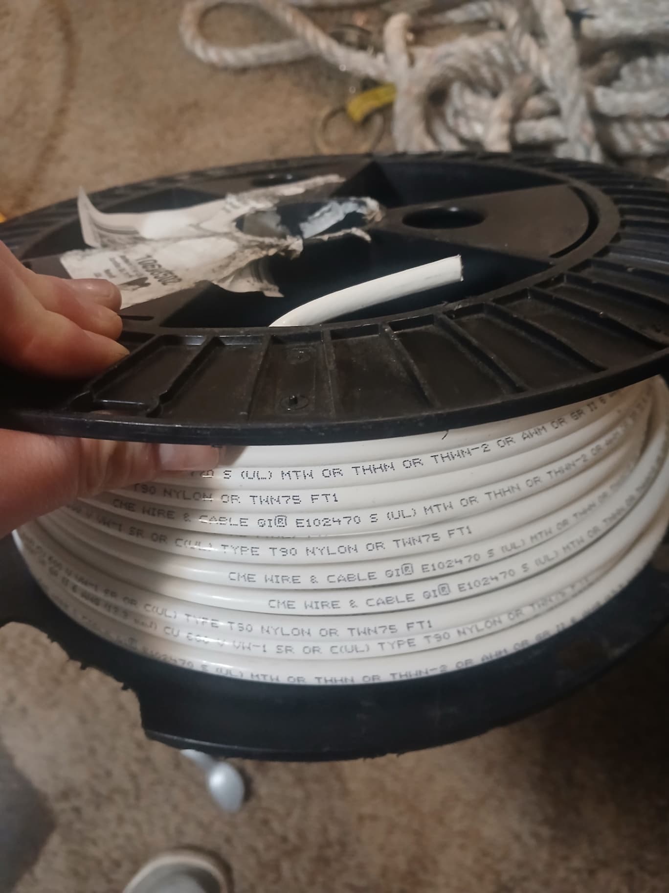 Southwire 500 ft 6 AWG CU 600 V VW -1 SR Type T90 Nylon WHITE - new - Medford | OFFLOADIT Marketplace