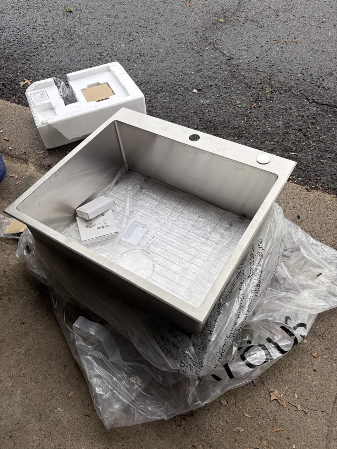 25" Stainless Steel Undermount Kitchen Sink