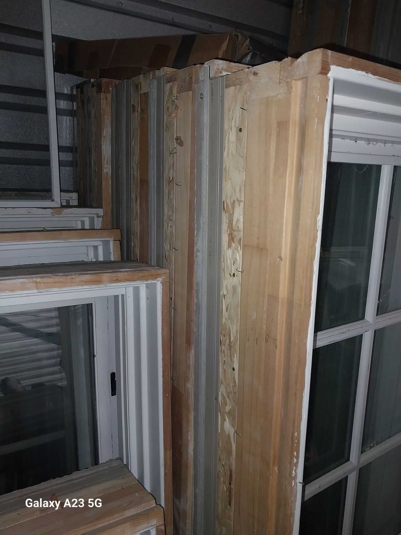 17 Custom Windows Crank Casement style. 4