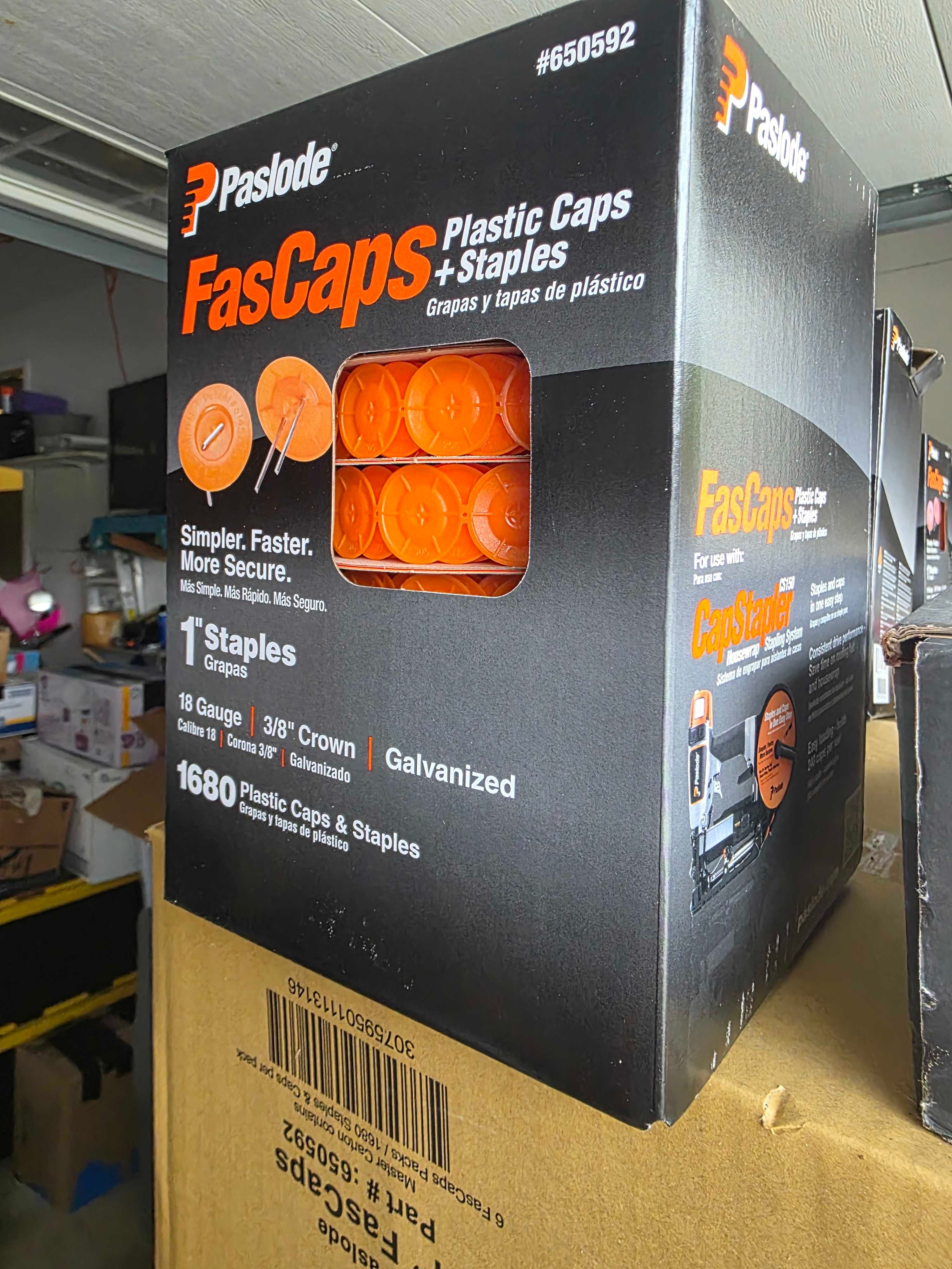 Paslode FasCaps Plastic Caps + Staples