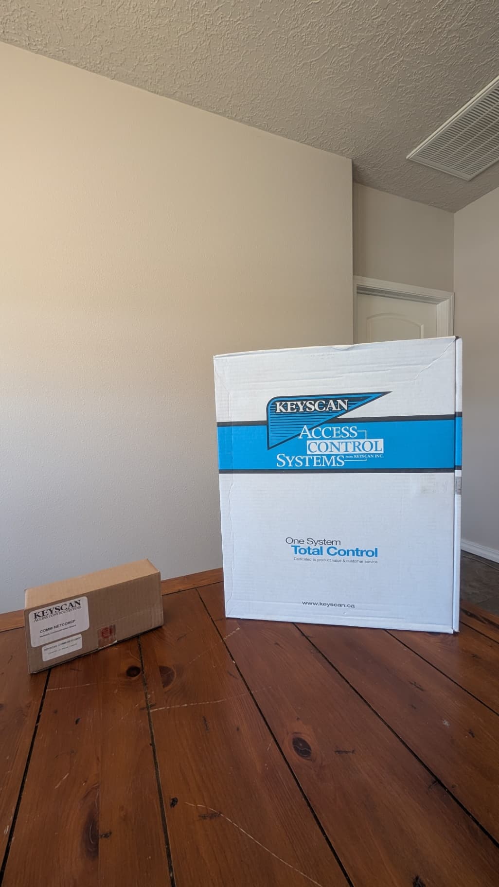 KEYSCAN COMM-CA8500 8 door system - new - Farmington | OFFLOADIT Marketplace