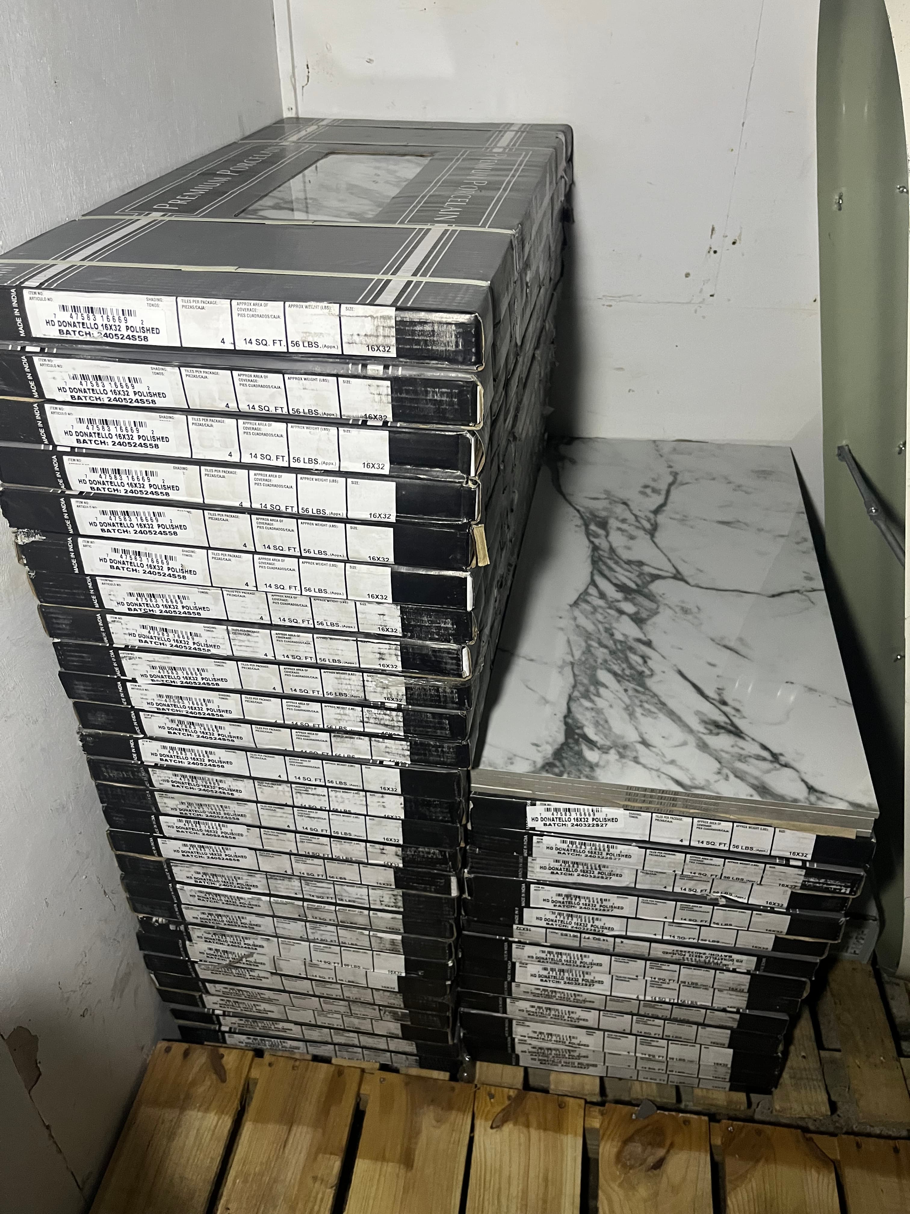 1.90$ sqft 16 in. x 32 in. Polished Porcelain Marble Look Floor and Wall Tile (14.2 sq. ft./Case) 2